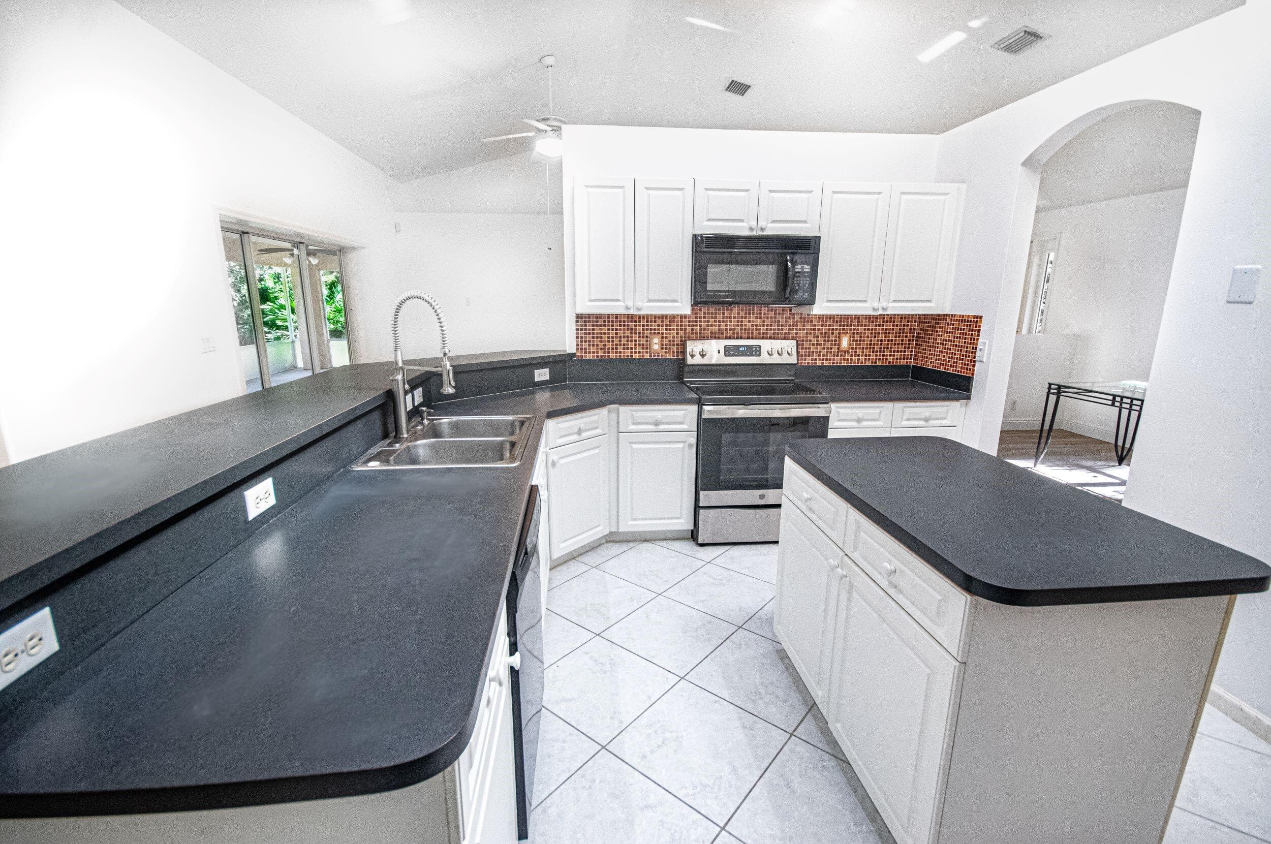 12523 169th Court N, Jupiter, FL 33478 — photo 13 of 32