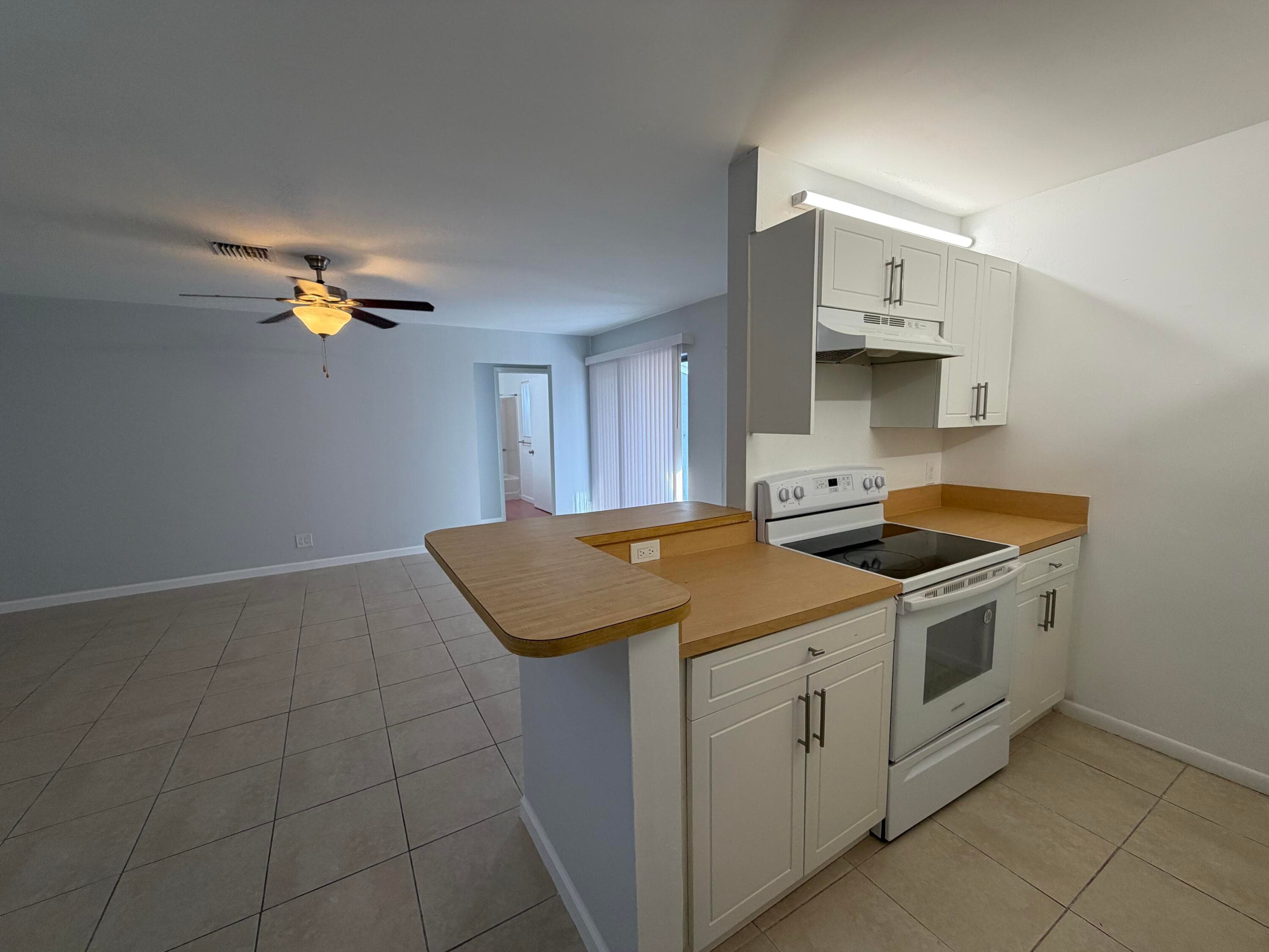 14 Crossings Circle D, Boynton Beach, FL 33435 — photo 4 of 26