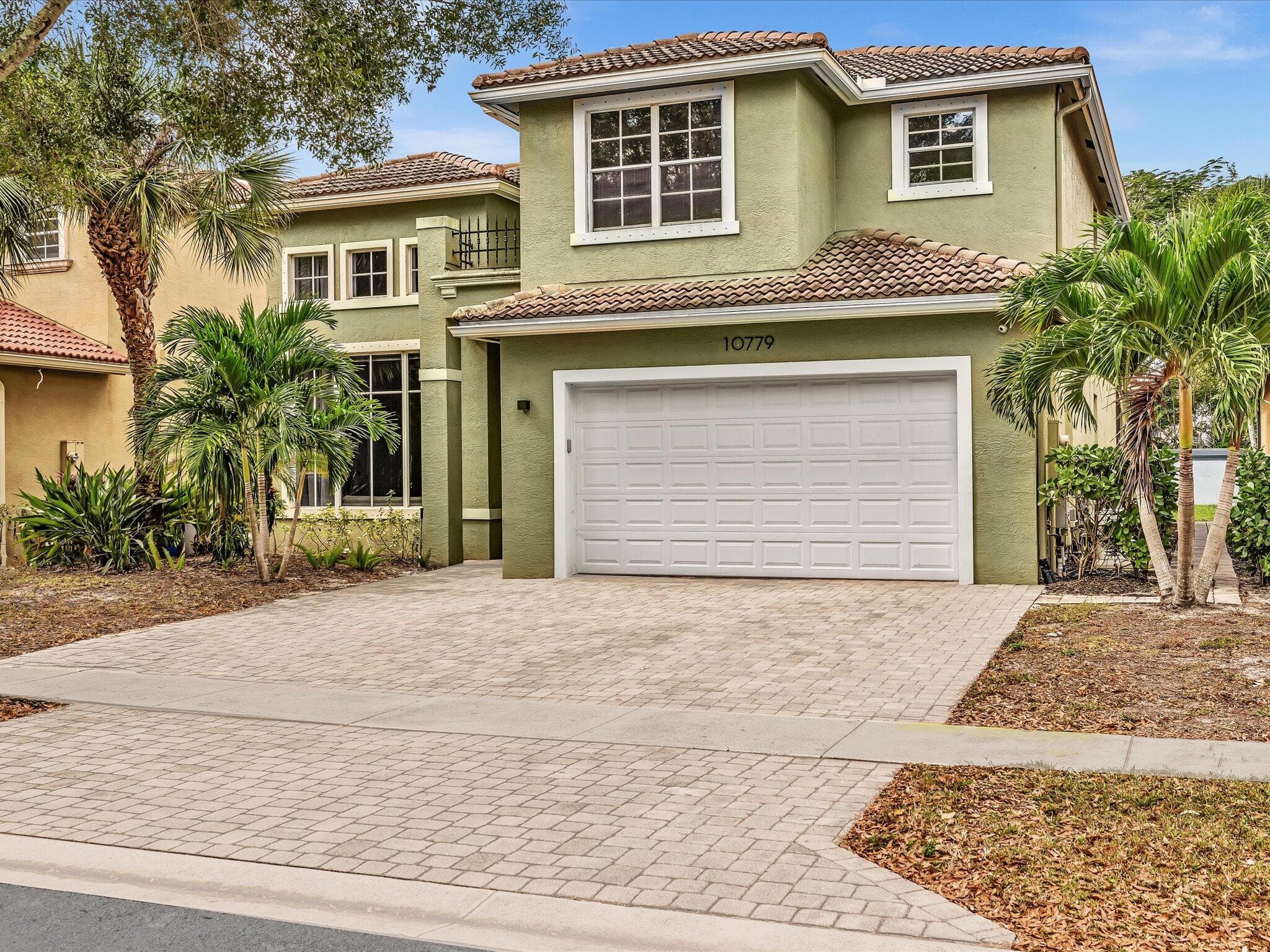 10779 Lake Wynds Court, Boynton Beach, FL 33437 — photo 3 of 63
