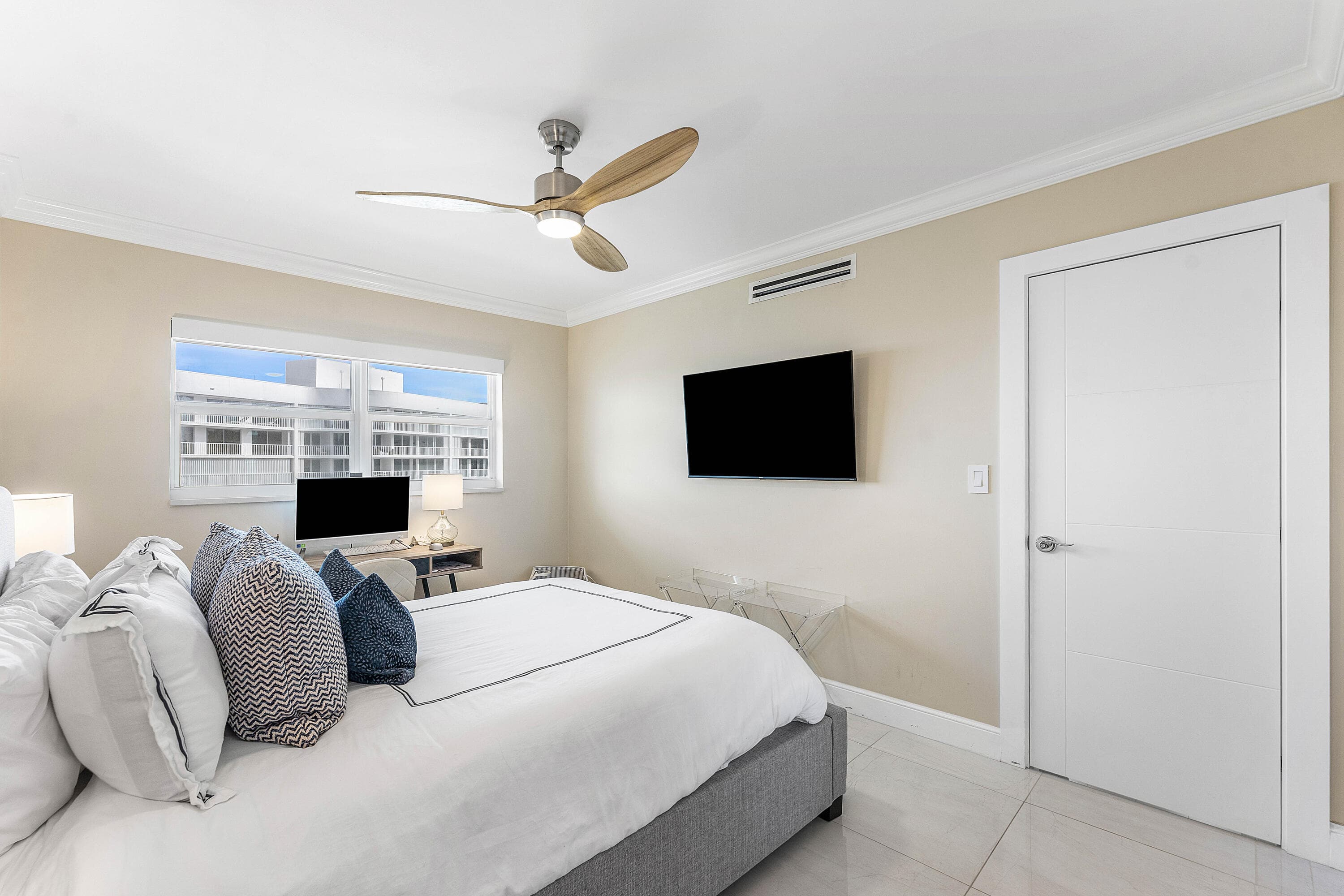 3212 S Ocean Boulevard 706-a, Highland Beach, FL 33487 — photo 18 of 42
