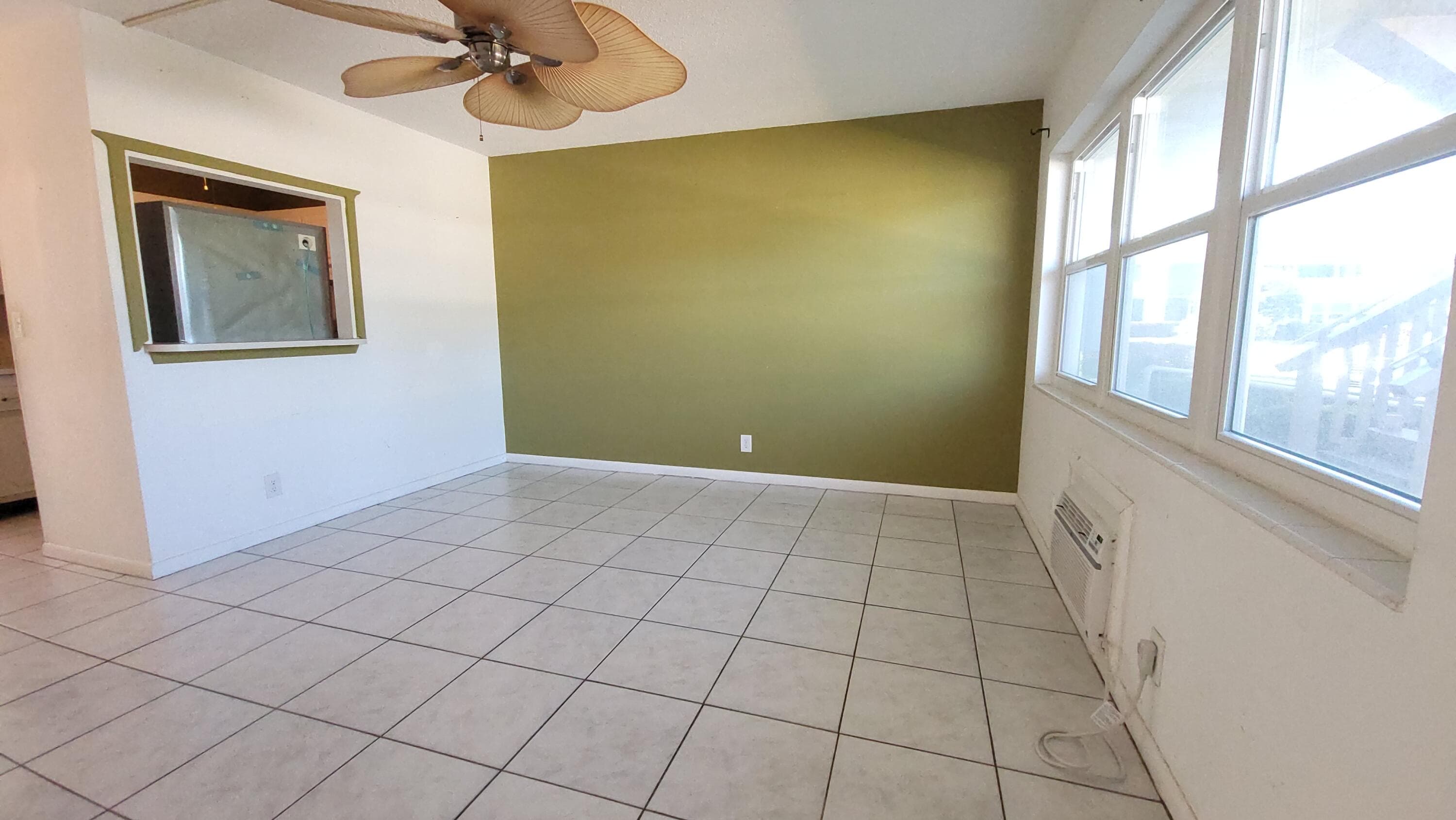 23 Kingswood B, West Palm Beach, FL 33417 — photo 1 of 33
