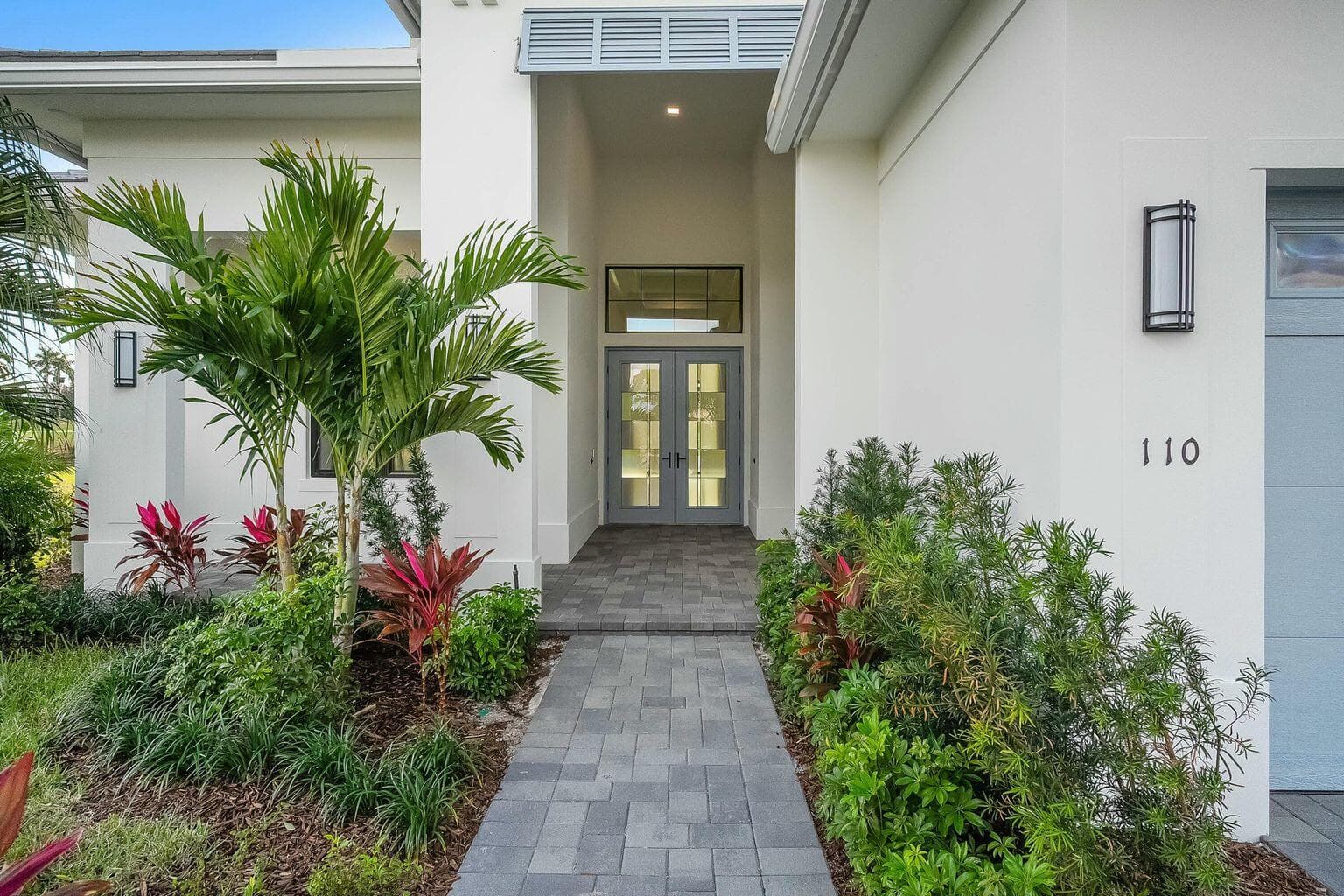 110 SE Via Verona, Port St. Lucie, FL 34984 — photo 3 of 55
