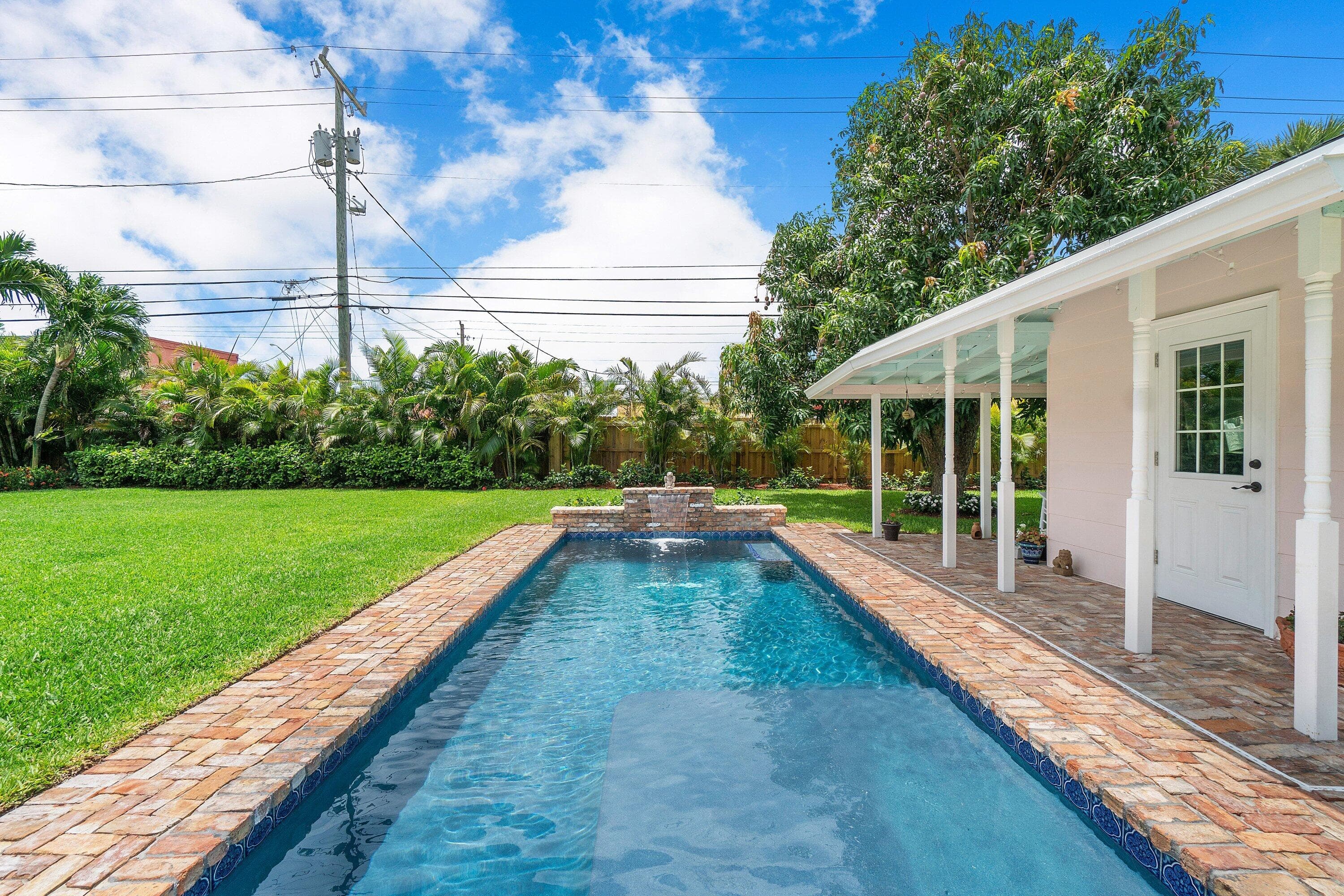 816 Avon Road, West Palm Beach, FL 33401 — photo 15 of 19
