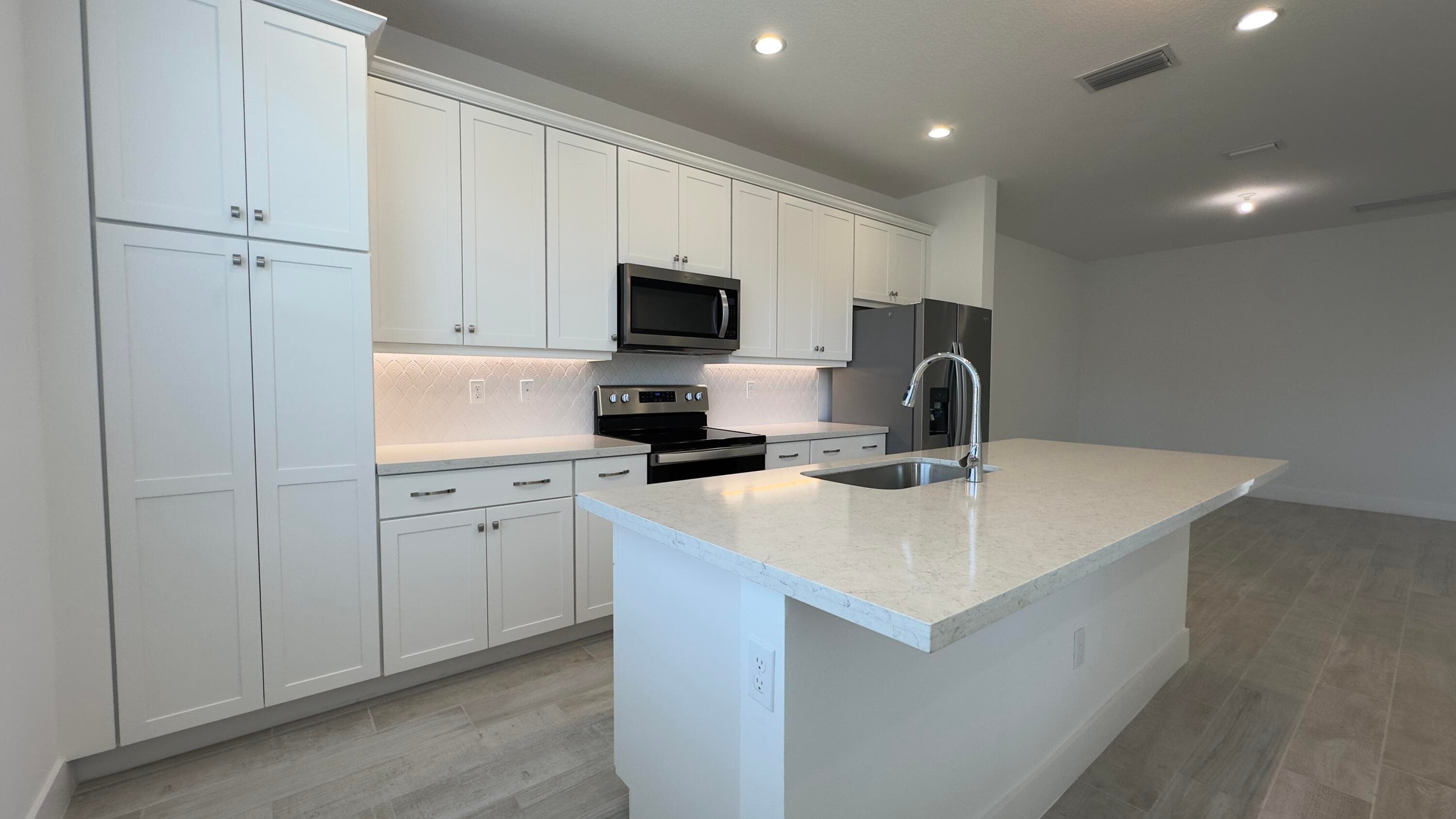 621 Parsons Way, Deerfield Beach, FL 33442 — photo 4 of 22