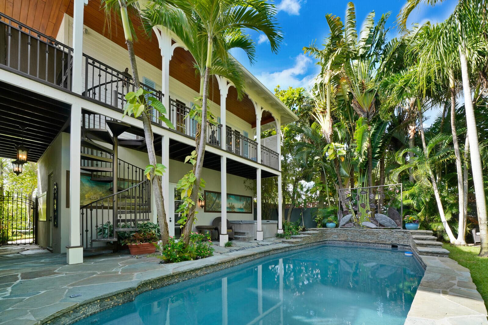 137 S Oak Street, Lantana, FL 33462 — photo 1 of 63