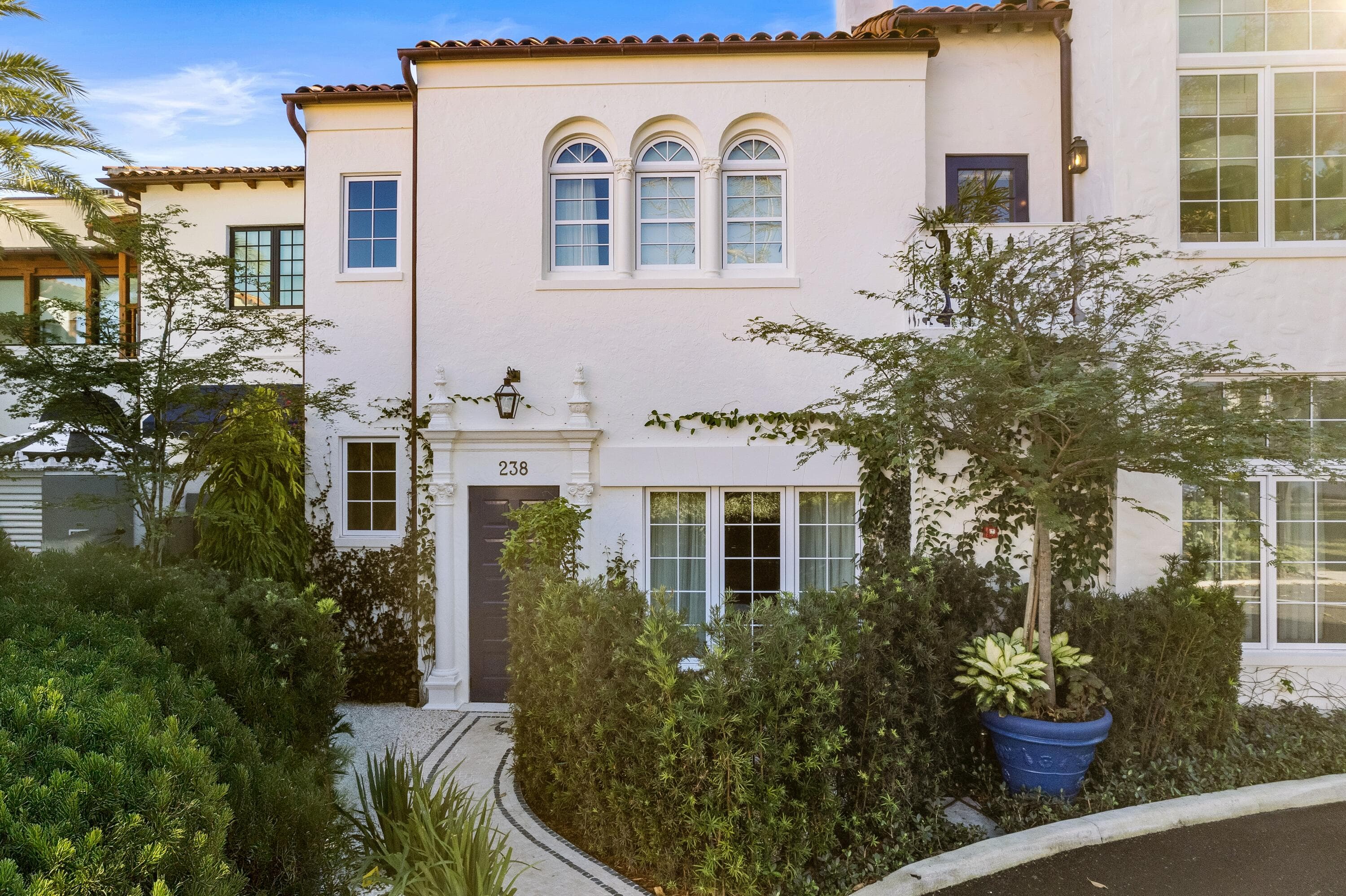 238 Phipps Plaza, Palm Beach, FL 33480 — photo 1 of 26