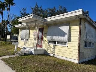 602 W Midway Road, Fort Pierce, FL 34982 — photo 1 of 2