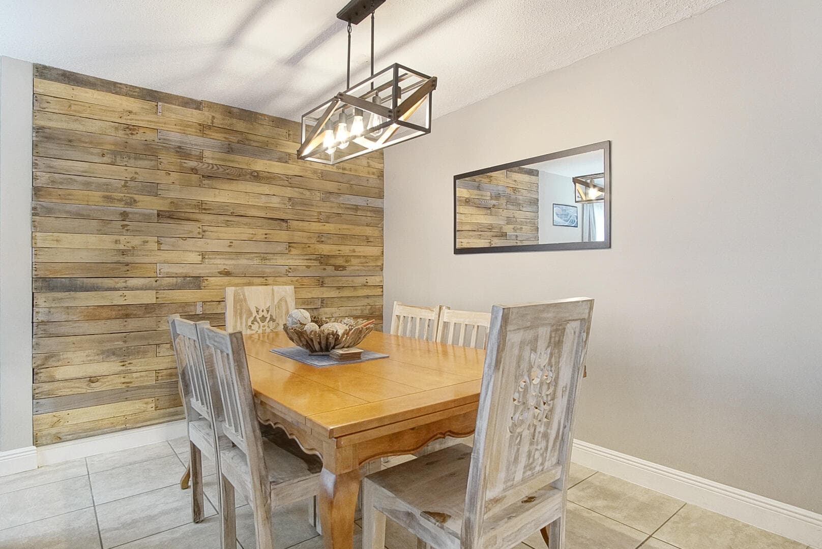 1002 Avenue E E, Fort Pierce, FL 34950 — photo 3 of 34