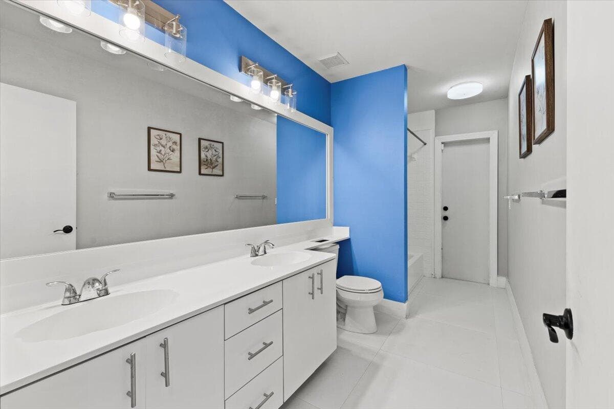20221 NW 8th Street, Pembroke Pines, FL 33029 — photo 18 of 41