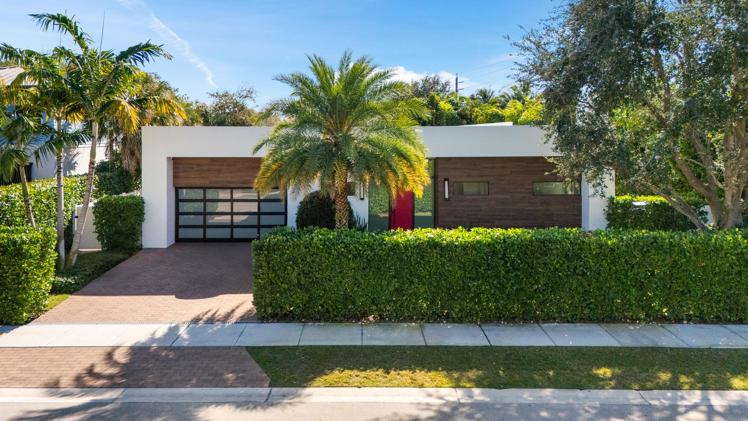 10 Coconut Road, Delray Beach, FL 33444 — photo 1 of 41