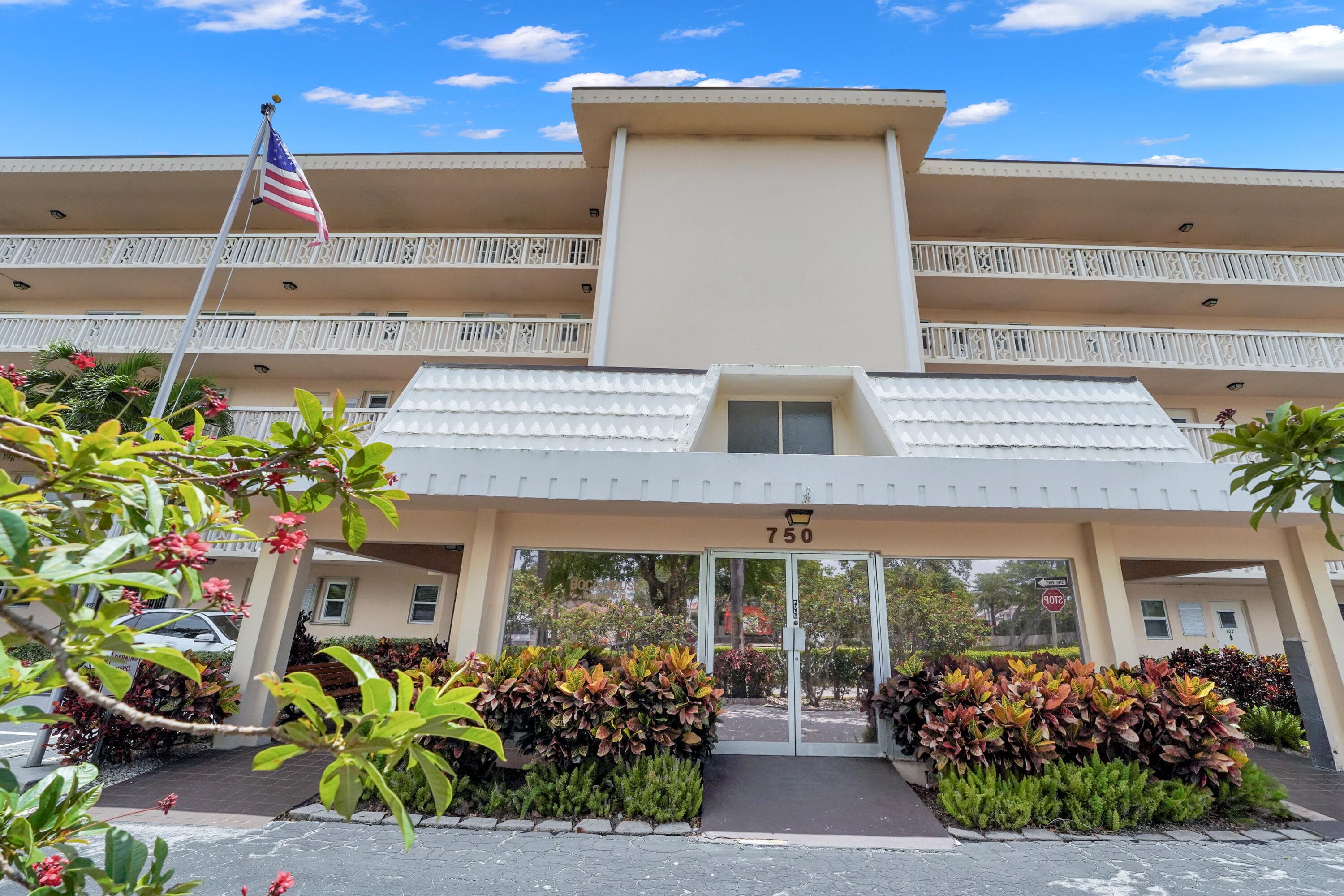 750 NE Spanish River Boulevard 1020, Boca Raton, FL 33431 — photo 34 of 42