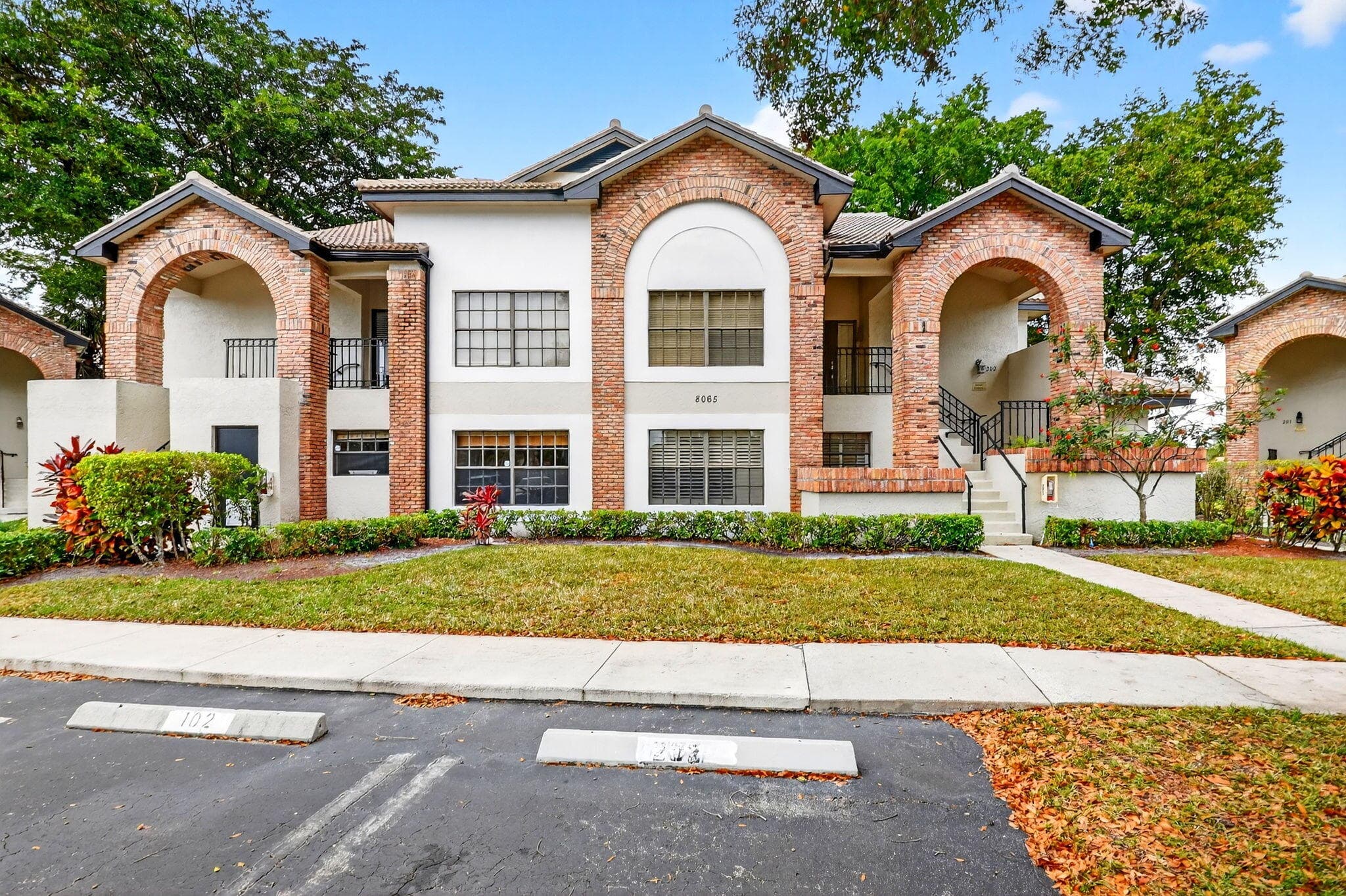 8065 Aberdeen Drive 101, Boynton Beach, FL 33472 — photo 2 of 71