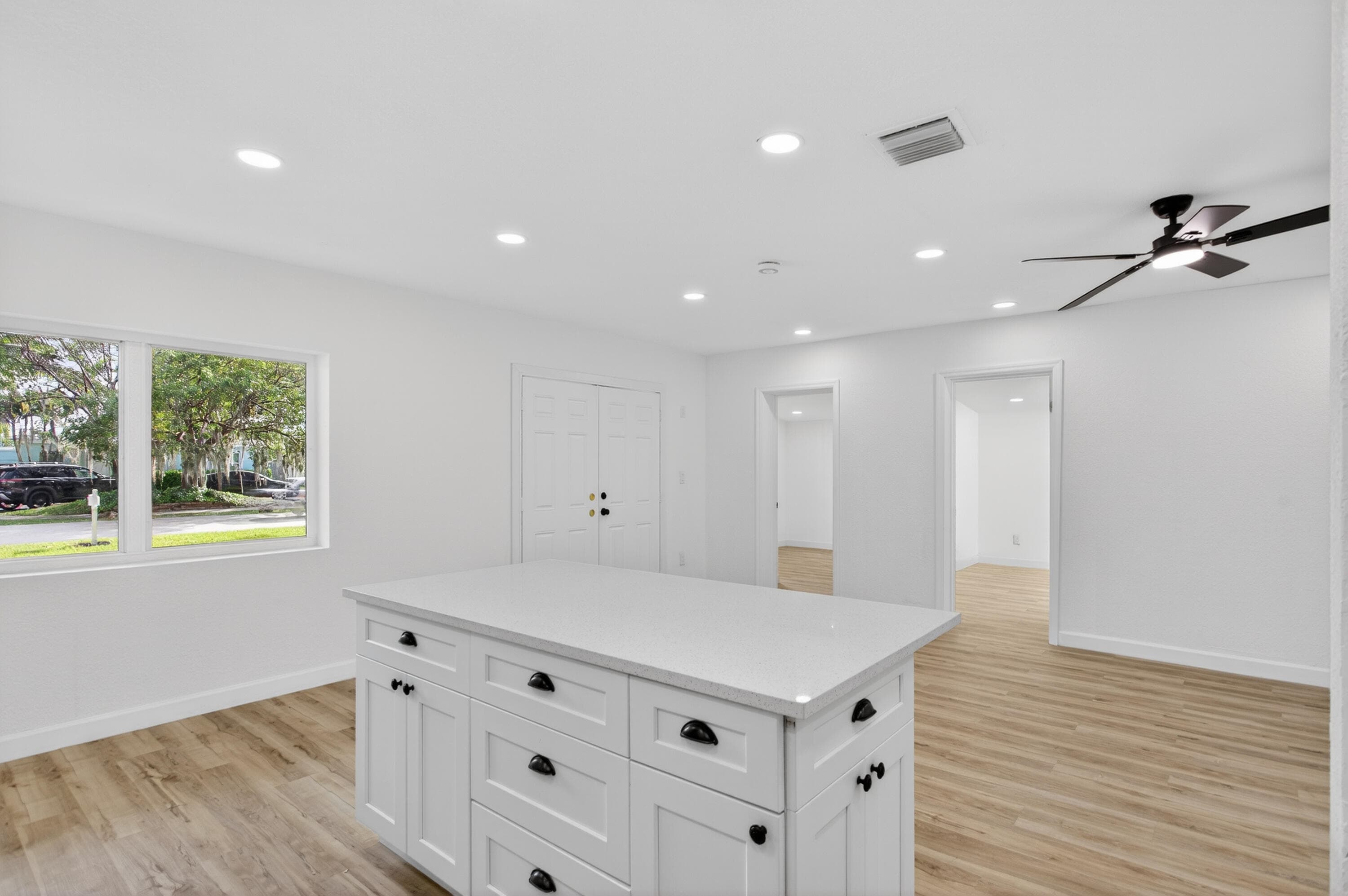 5183 NE 15th Avenue, Pompano Beach, FL 33064 — photo 16 of 34