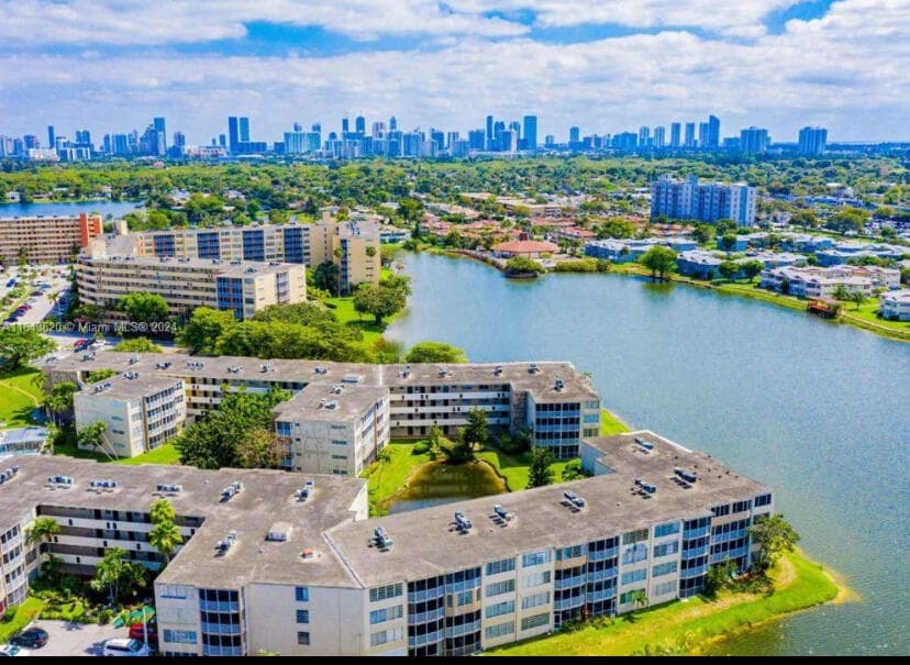 1750 NE 191st Street Apt 600, North Miami Beach, FL 33179 — photo 1 of 40