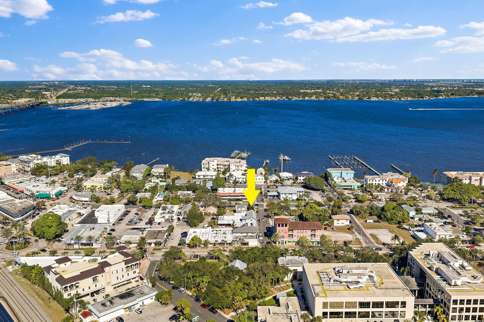 310 SE Denver Avenue 2, Stuart, FL 34994 — photo 4 of 51