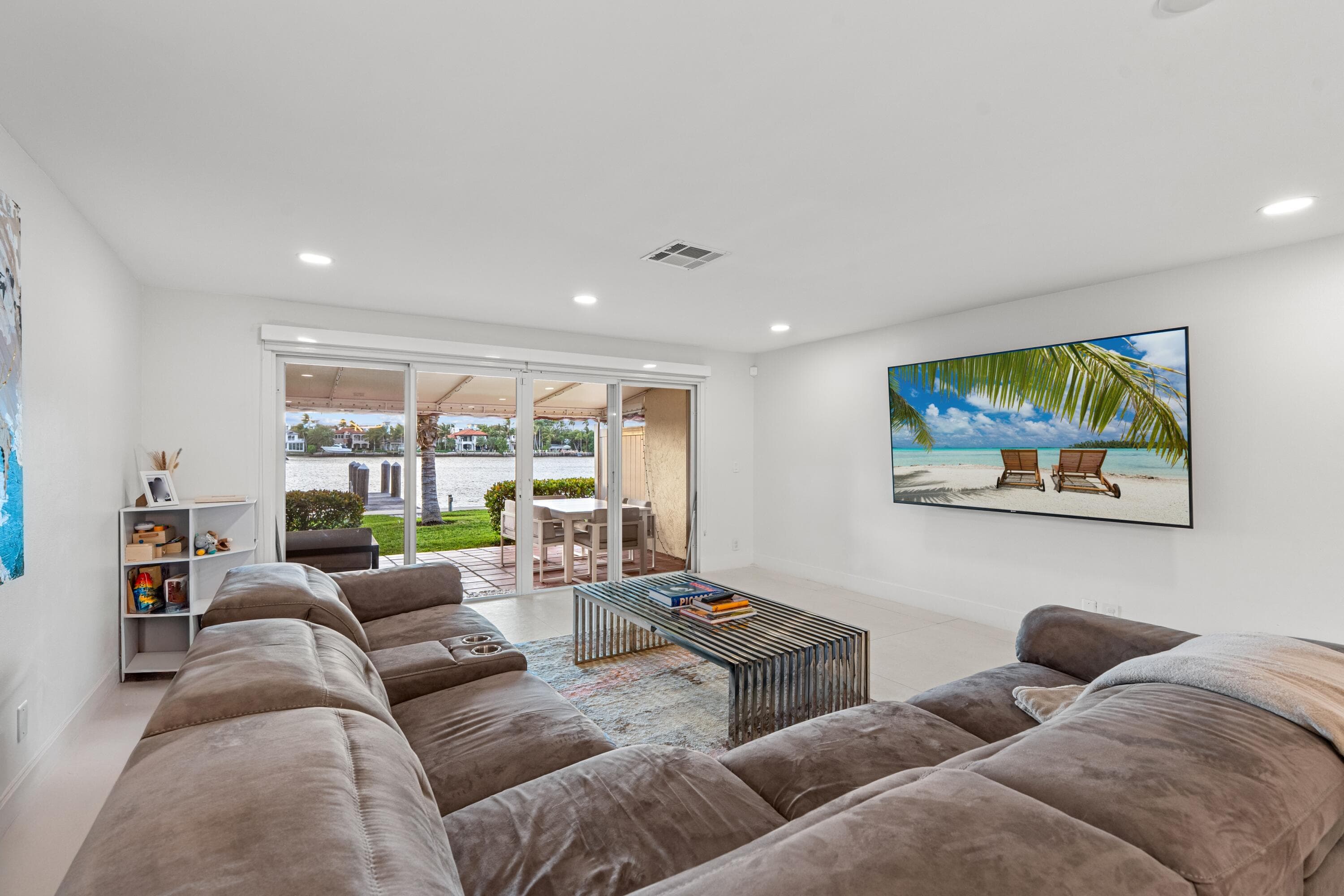 336 Venetian Drive 1, Delray Beach, FL 33483 — photo 17 of 37