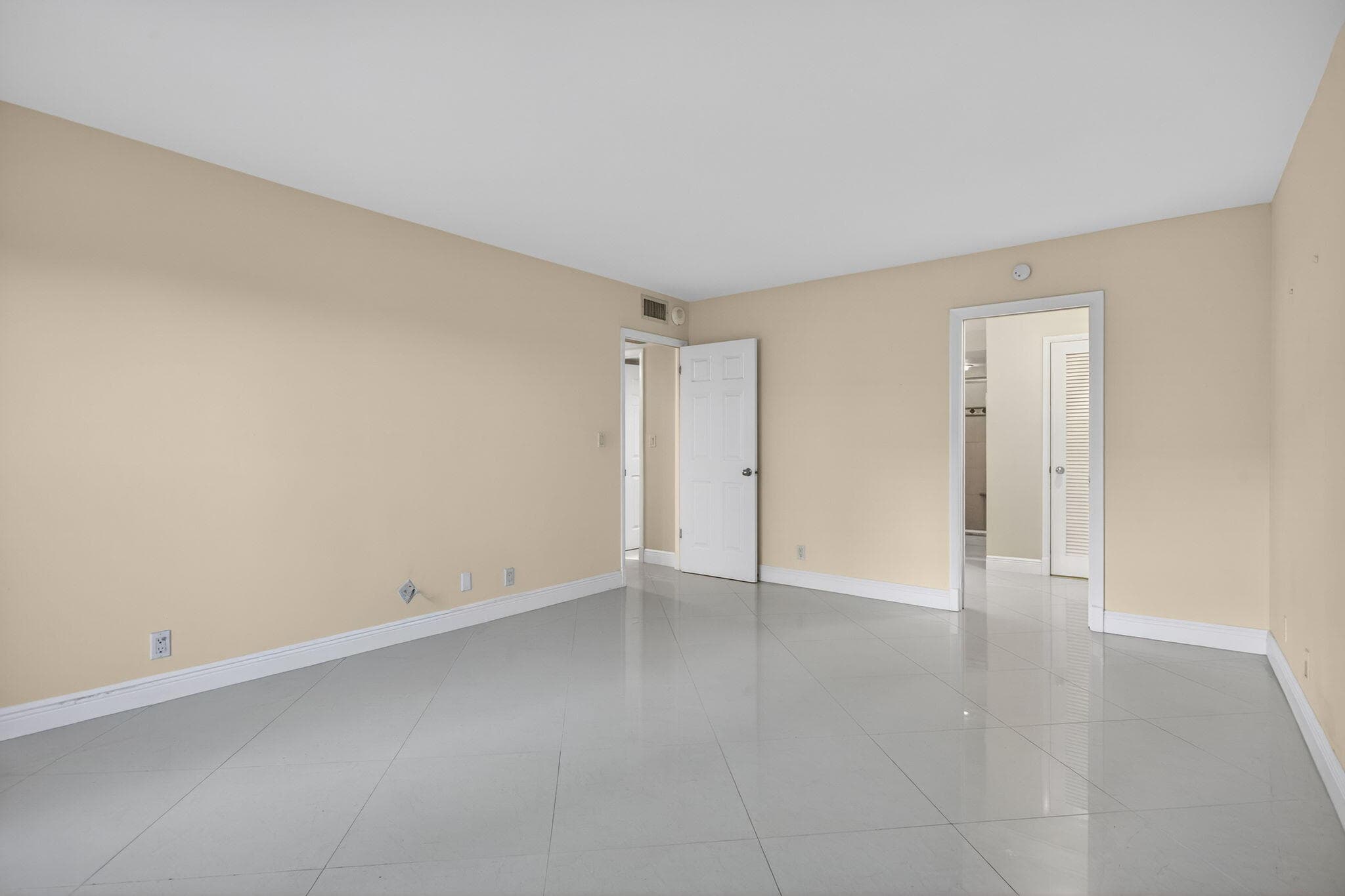 405 N Ocean Boulevard 208, Pompano Beach, FL 33062 — photo 16 of 61