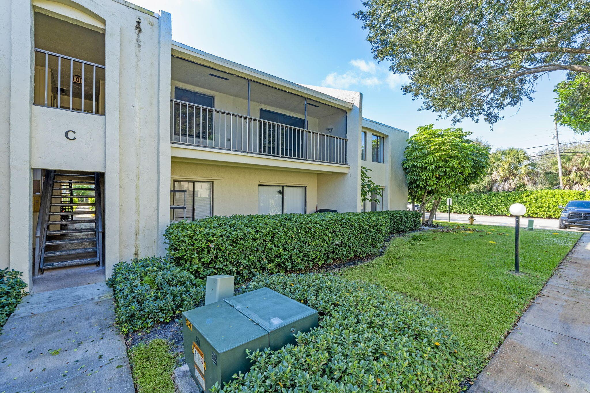 150 Pineview Road C7, Jupiter, FL 33469 — photo 2 of 39