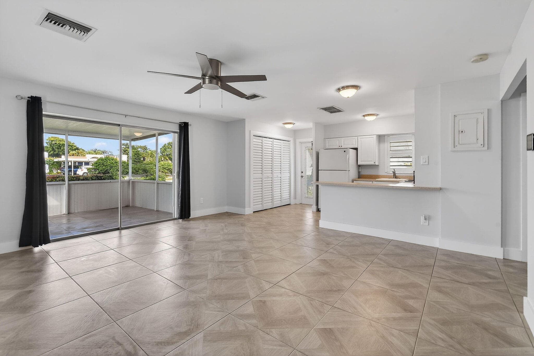3060 Meridian Way N 8, Palm Beach Gardens, FL 33410 — photo 16 of 26