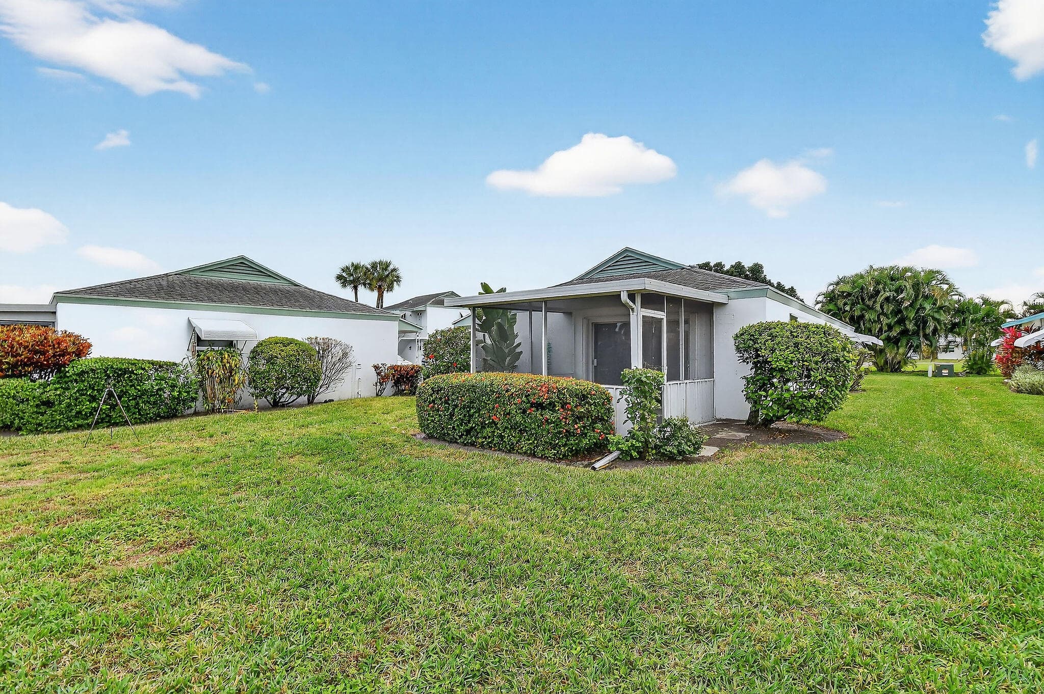 3060 Meridian Way N 8, Palm Beach Gardens, FL 33410 — photo 2 of 26