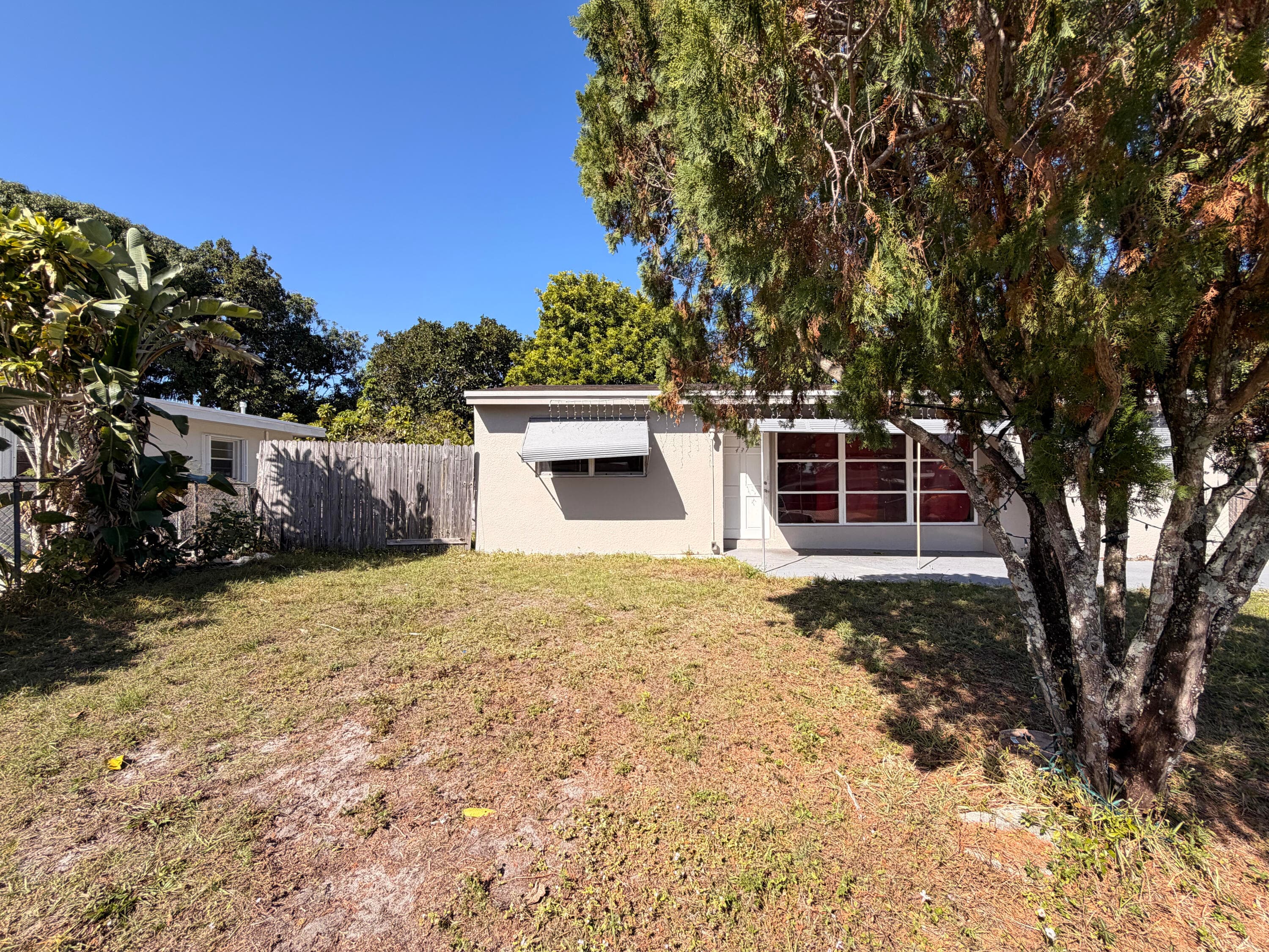 431 Pensacola Drive, Lake Worth, FL 33462 — photo 24 of 29