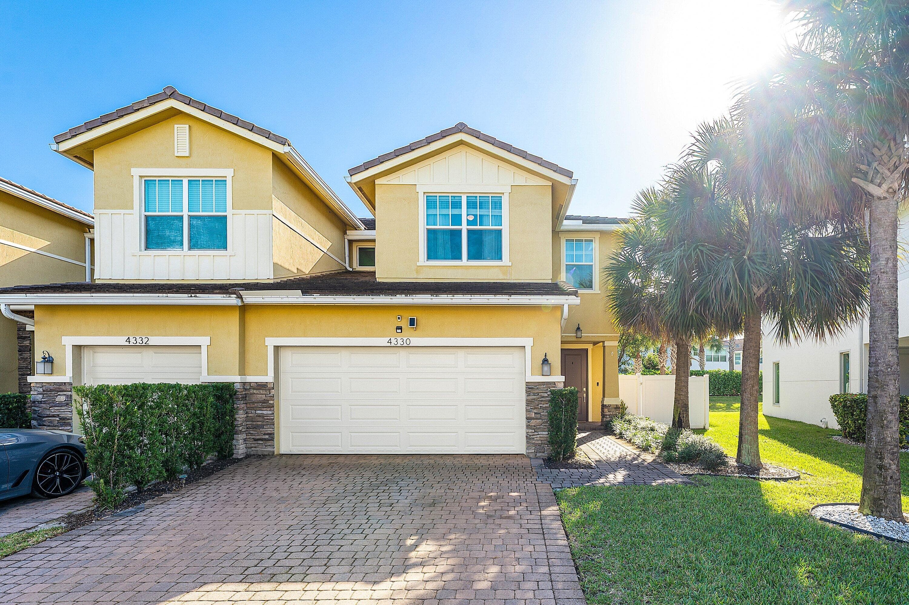 4330 Lago Drive, Deerfield Beach, FL 33064 — photo