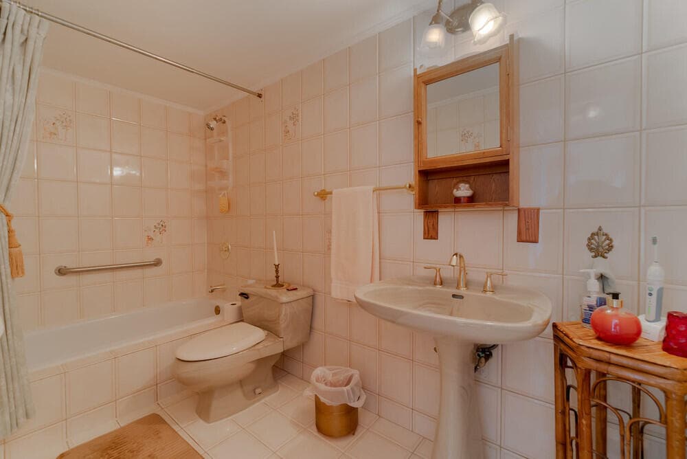 4200 N Ocean Drive 1-1806, Singer Island, FL 33404 — photo 15 of 25