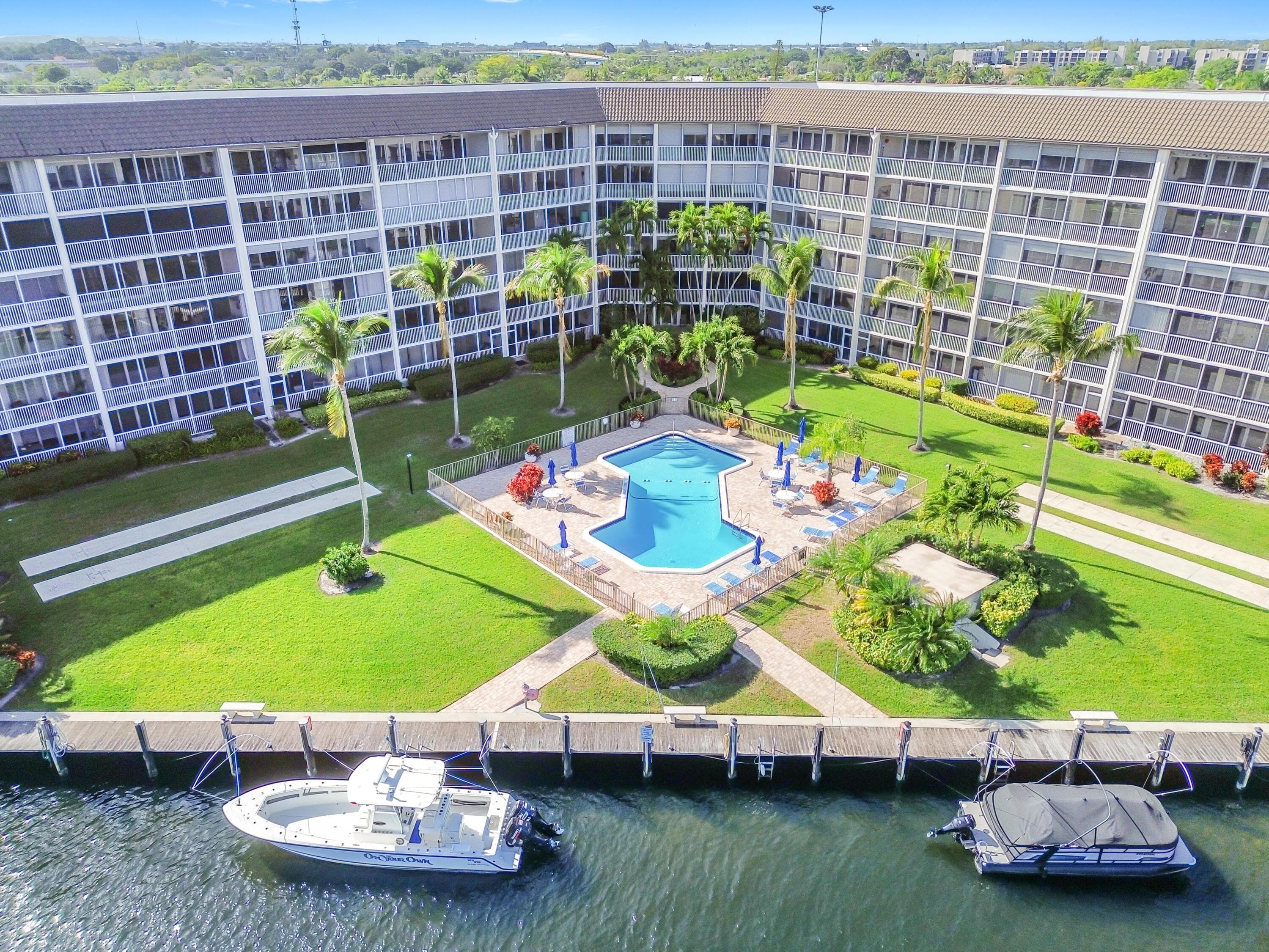 390 N Federal Highway 202, Deerfield Beach, FL 33441 — photo 4 of 25
