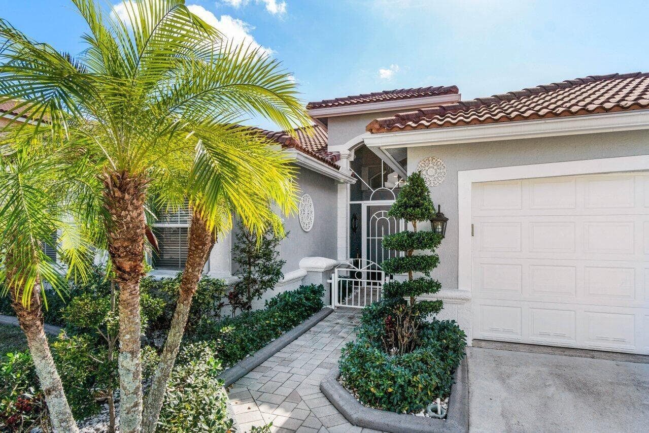 5696 Muirfield Village Circle, Lake Worth, FL 33463 — photo 4 of 55