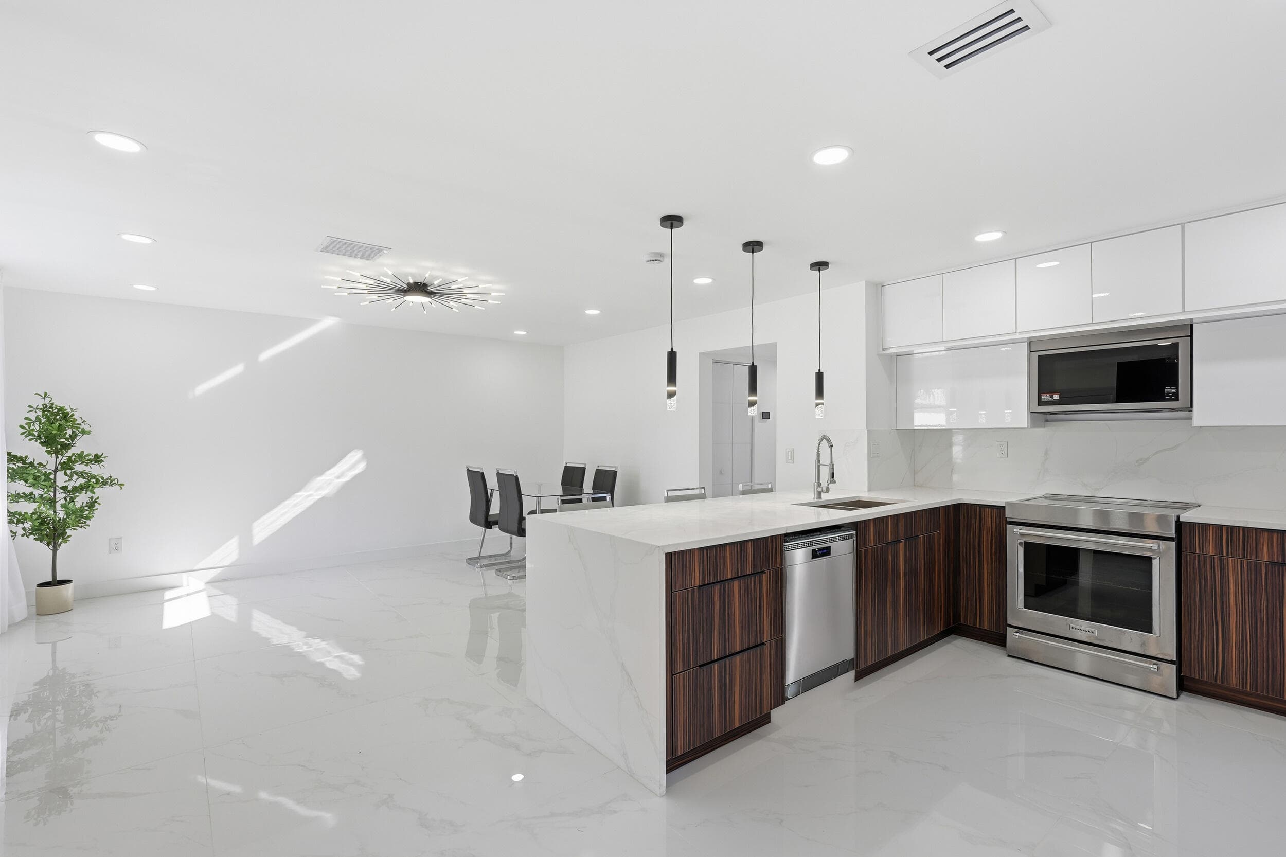 571 Piedmont L, Delray Beach, FL 33484 — photo 4 of 63