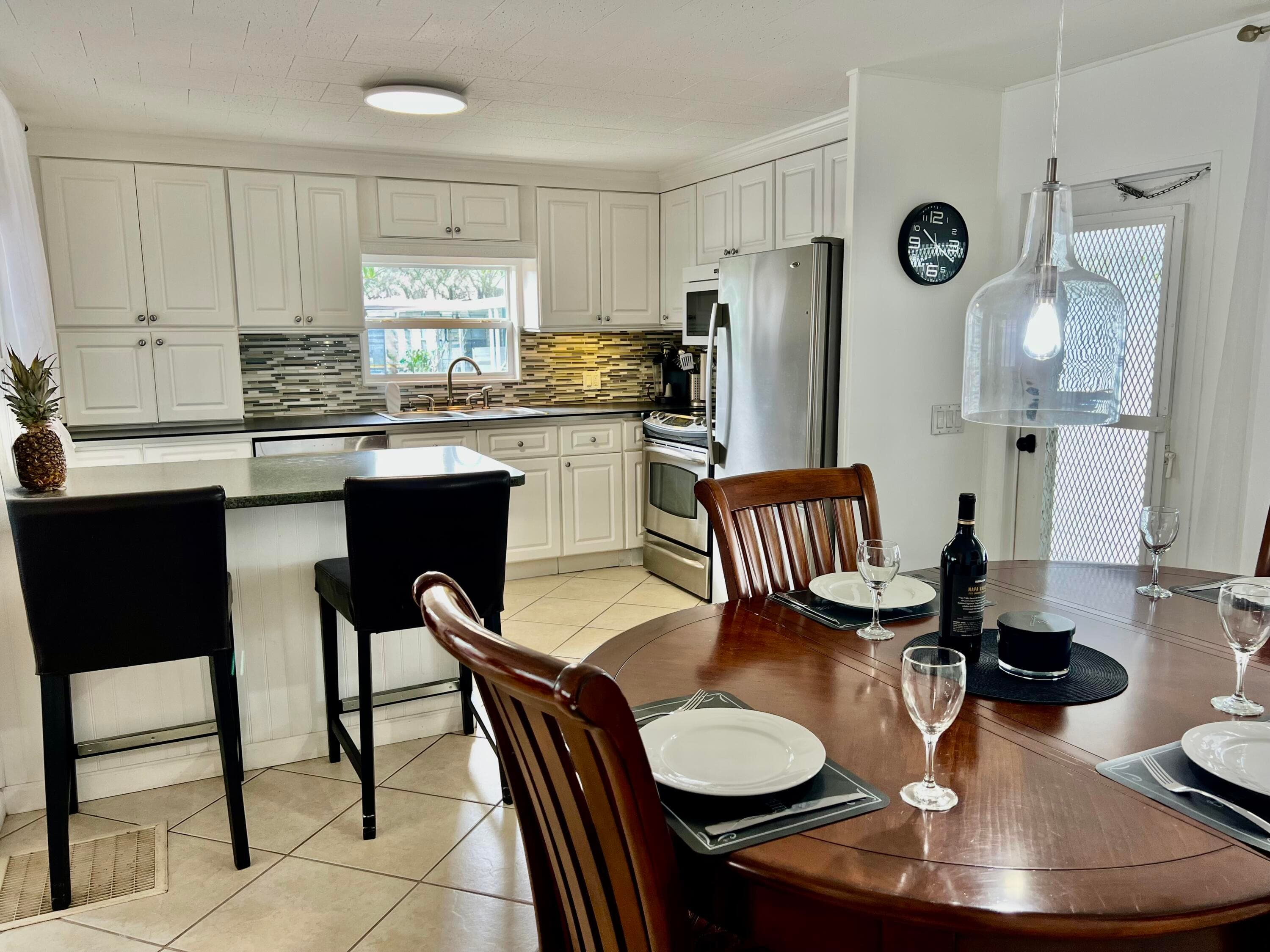 3225 South Street, Hollywood, FL 33021 — photo 4 of 55