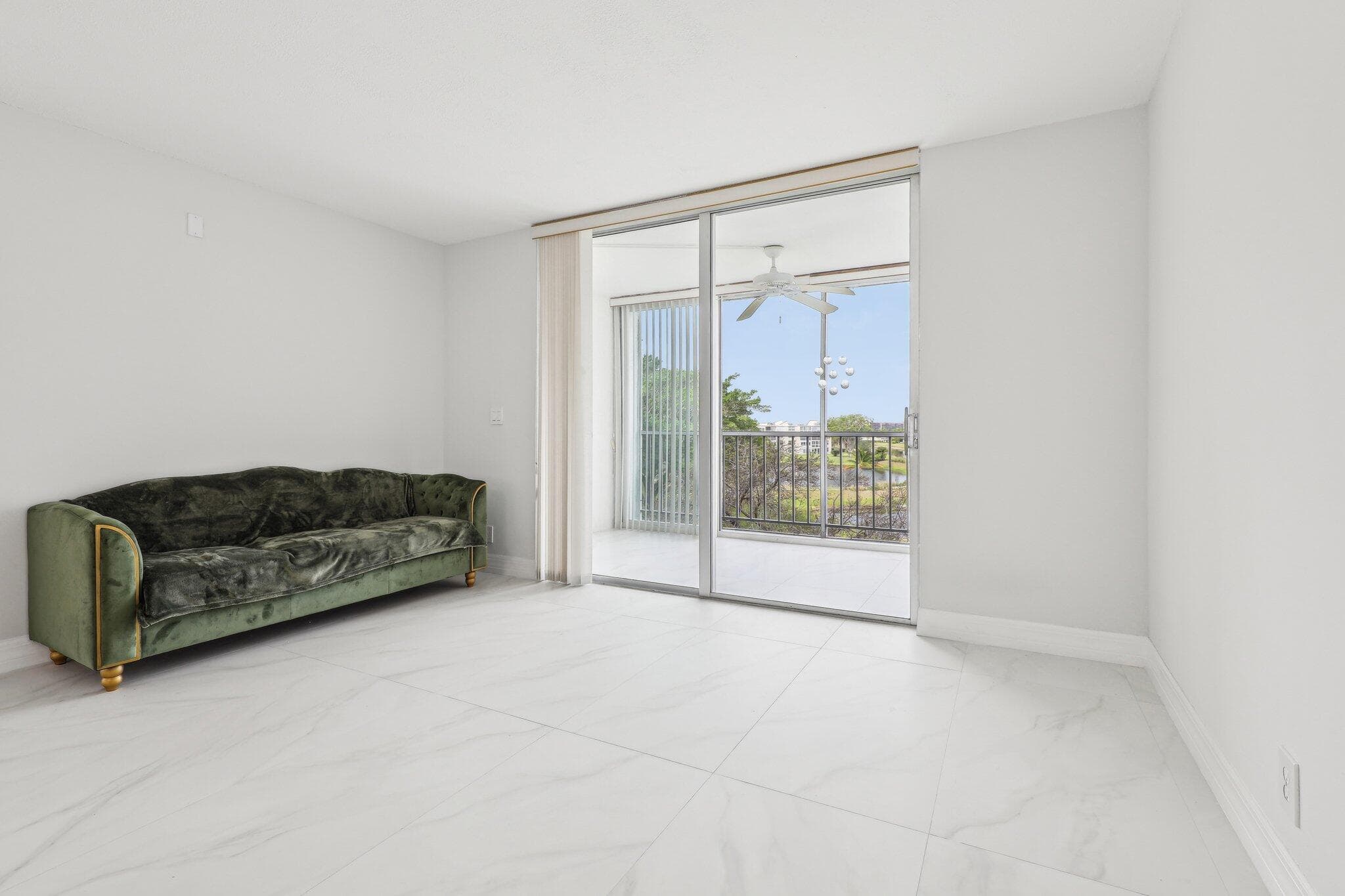 14575 Bonaire Boulevard 403, Delray Beach, FL 33446 — photo 8 of 46