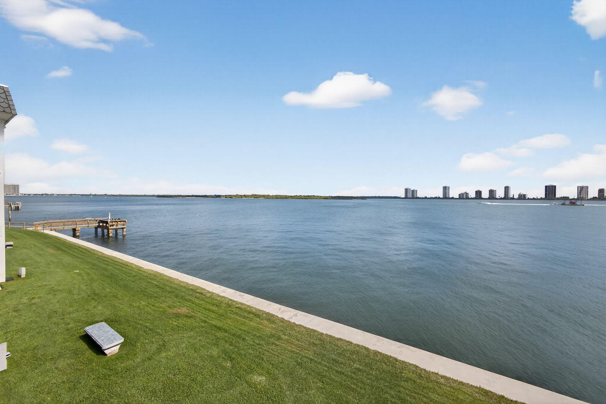 100 Shore Court 208, North Palm Beach, FL 33408 — photo 4 of 46