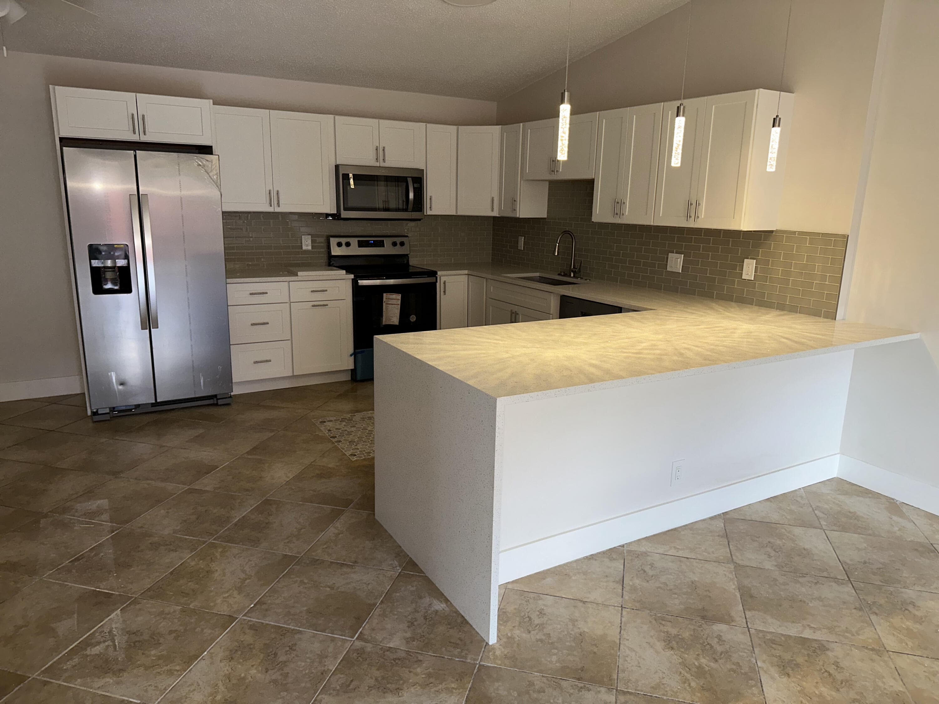 4326 Woodstock Drive C, West Palm Beach, FL 33409 — photo 6 of 41