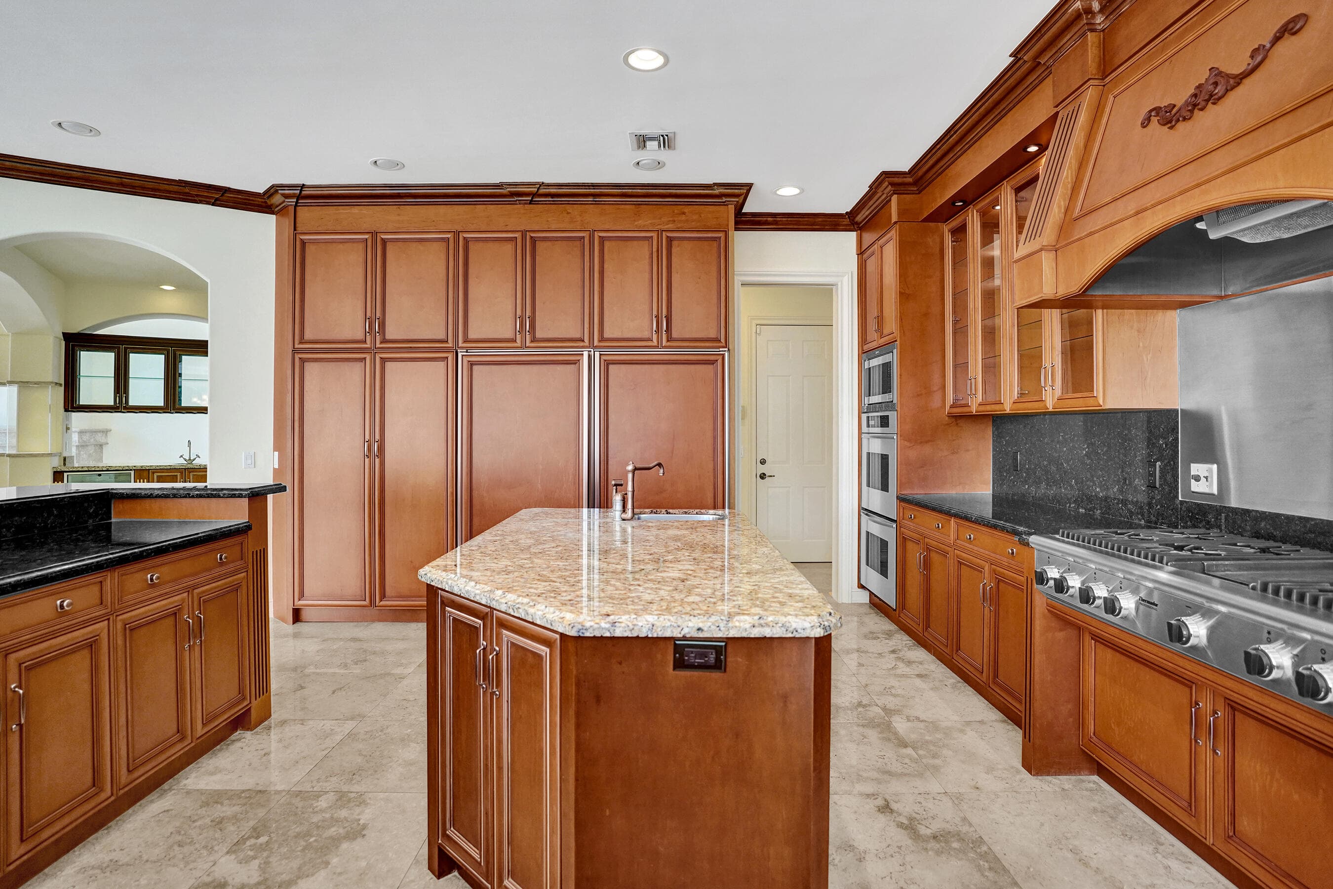 2330 NE 31st Court, Lighthouse Point, FL 33064 — photo 15 of 48