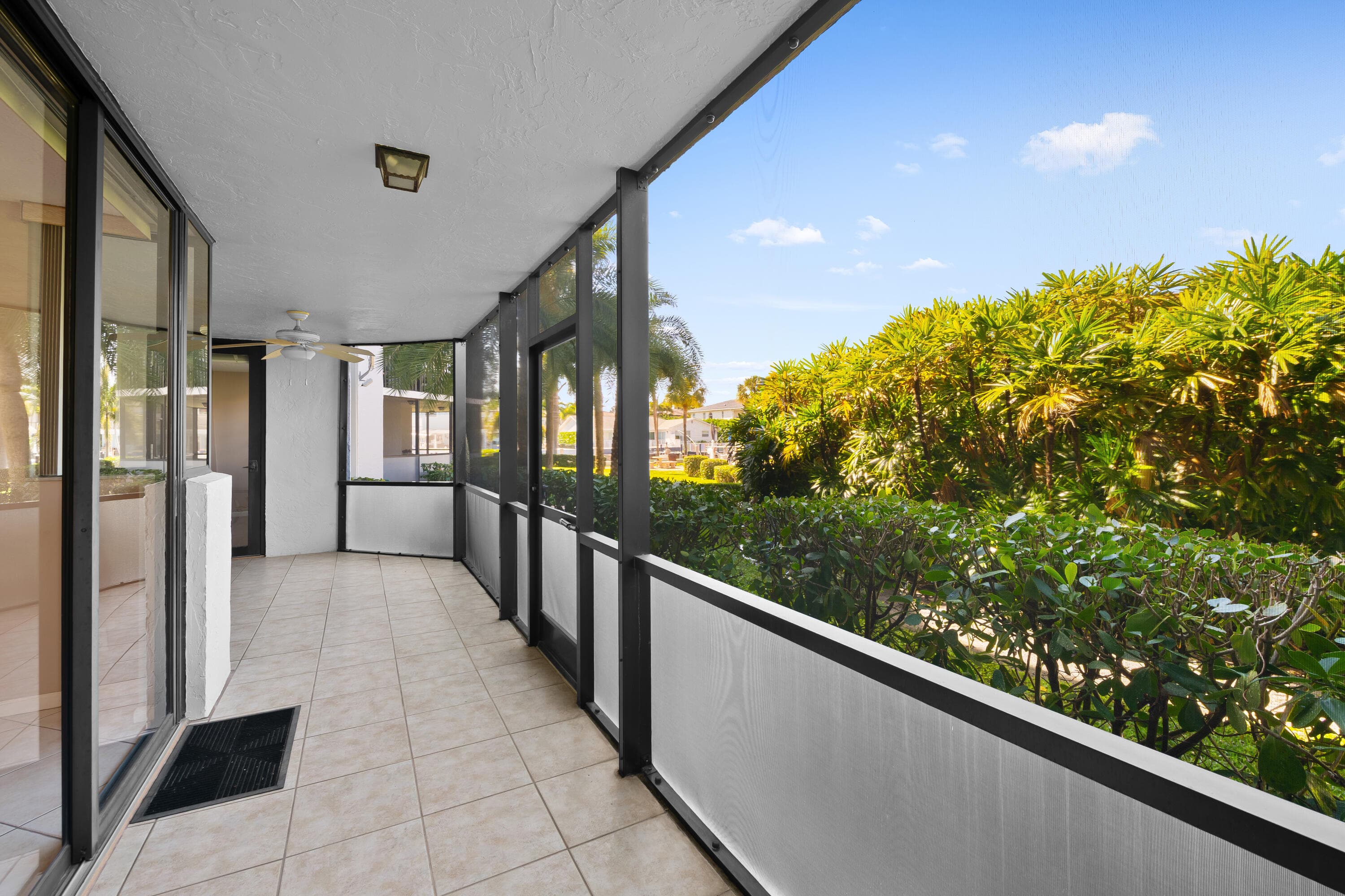 800 Jeffery Street 103, Boca Raton, FL 33487 — photo 8 of 40