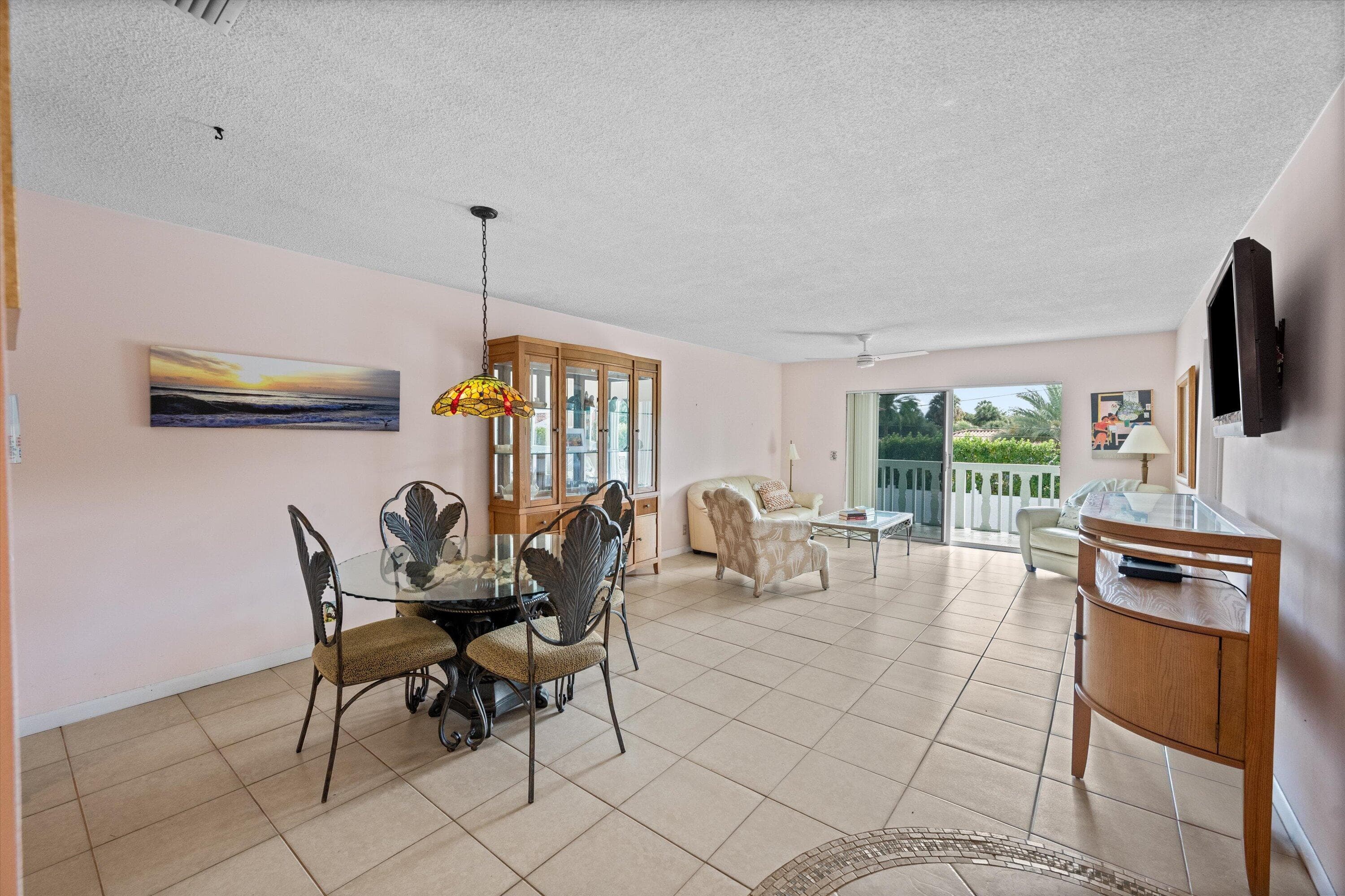 421 S Lakeside Drive 10, Lake Worth Beach, FL 33460 — photo 3 of 32