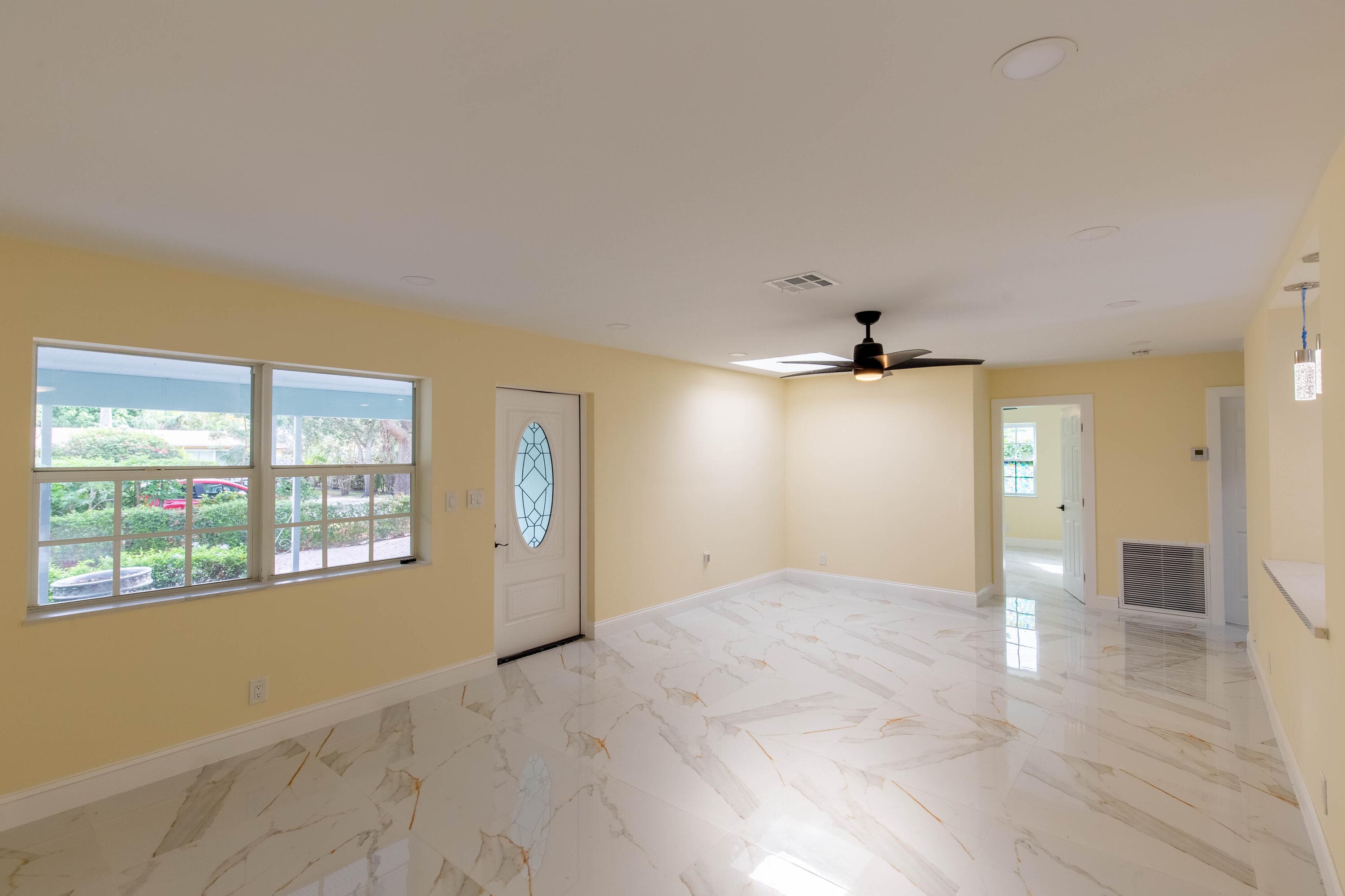 405 NE 24th Avenue, Pompano Beach, FL 33062 — photo 9 of 39
