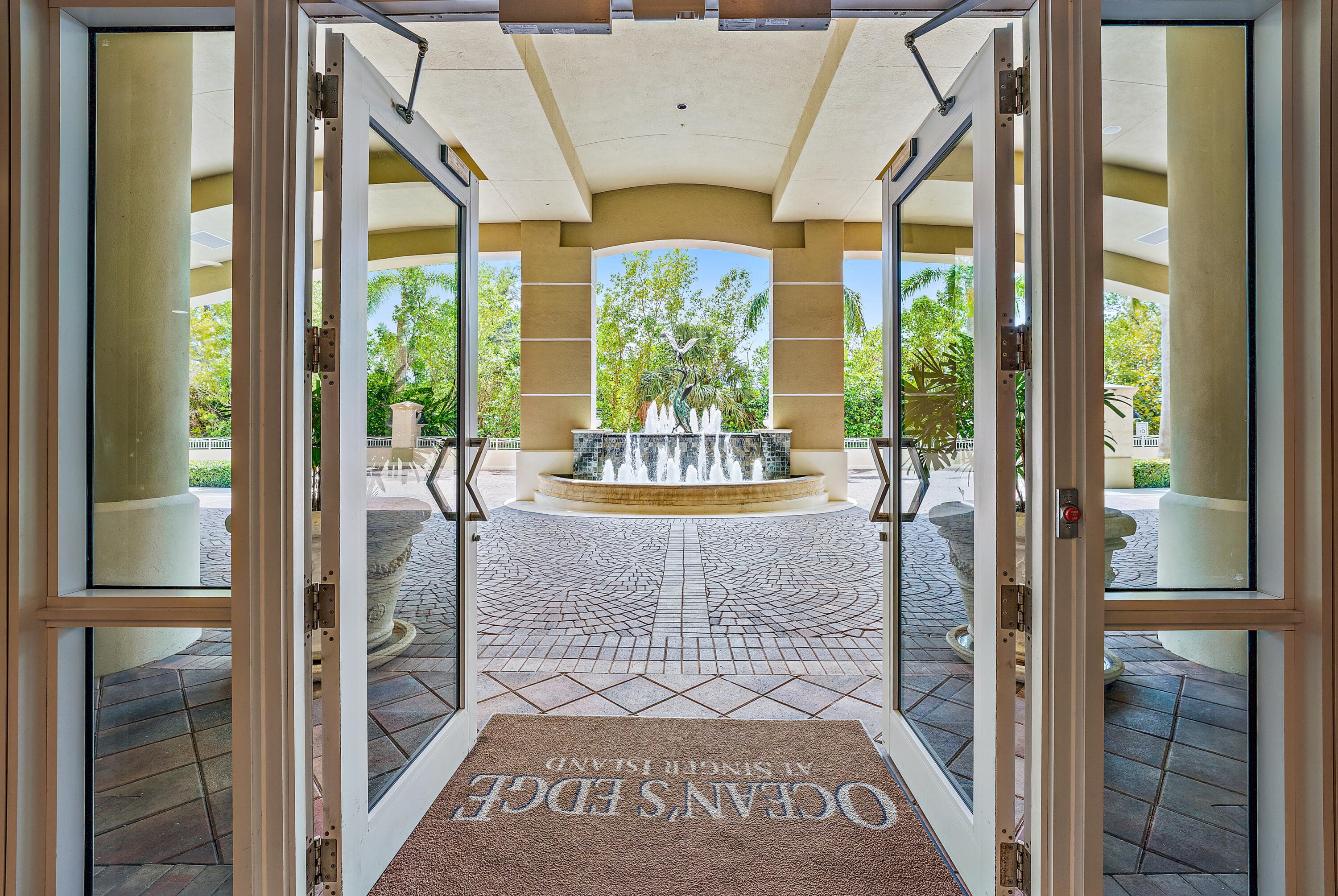 5050 N Ocean Drive 703, Singer Island, FL 33404 — photo 36 of 82