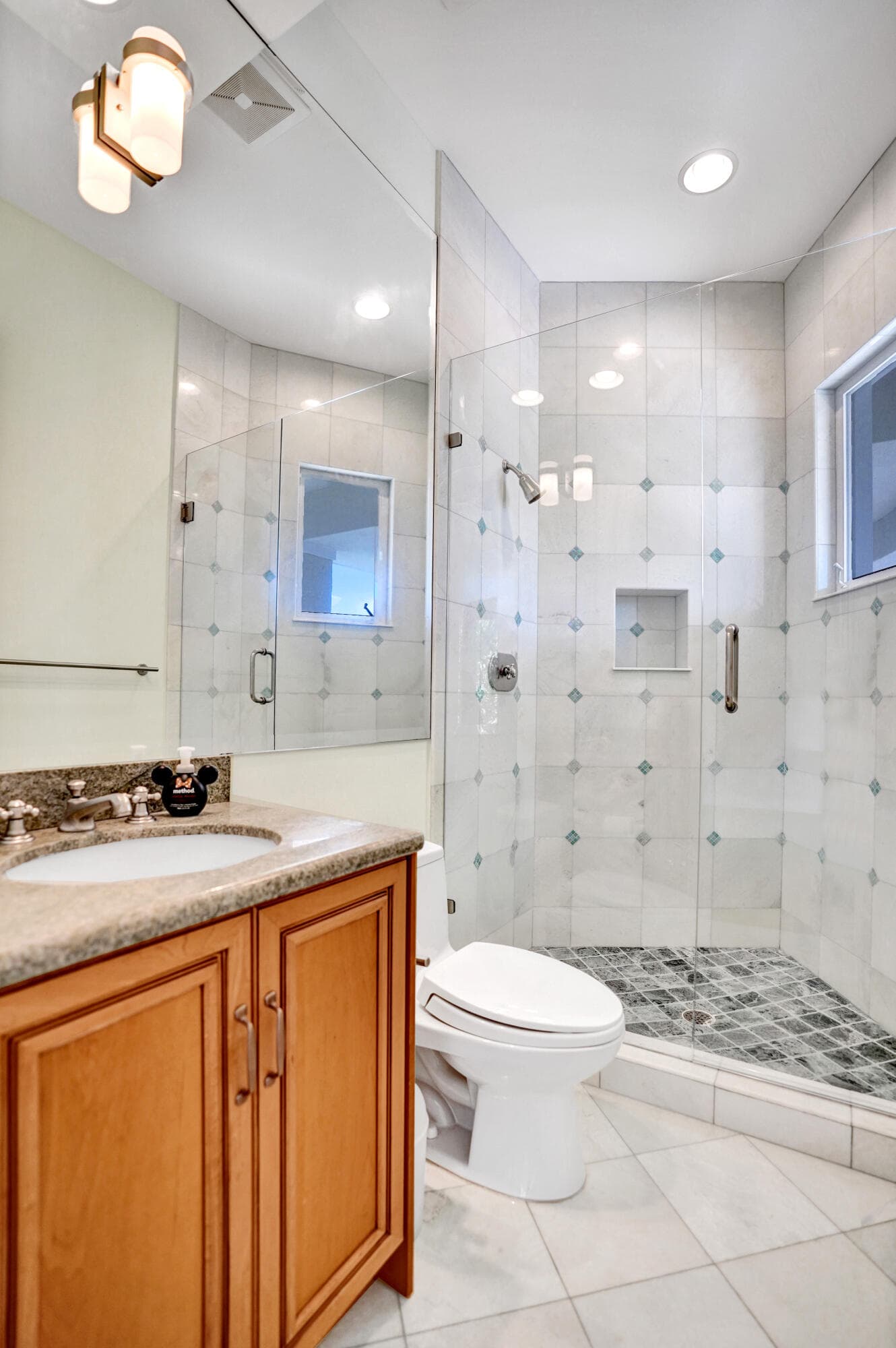 2330 NE 31st Court, Lighthouse Point, FL 33064 — photo 45 of 48