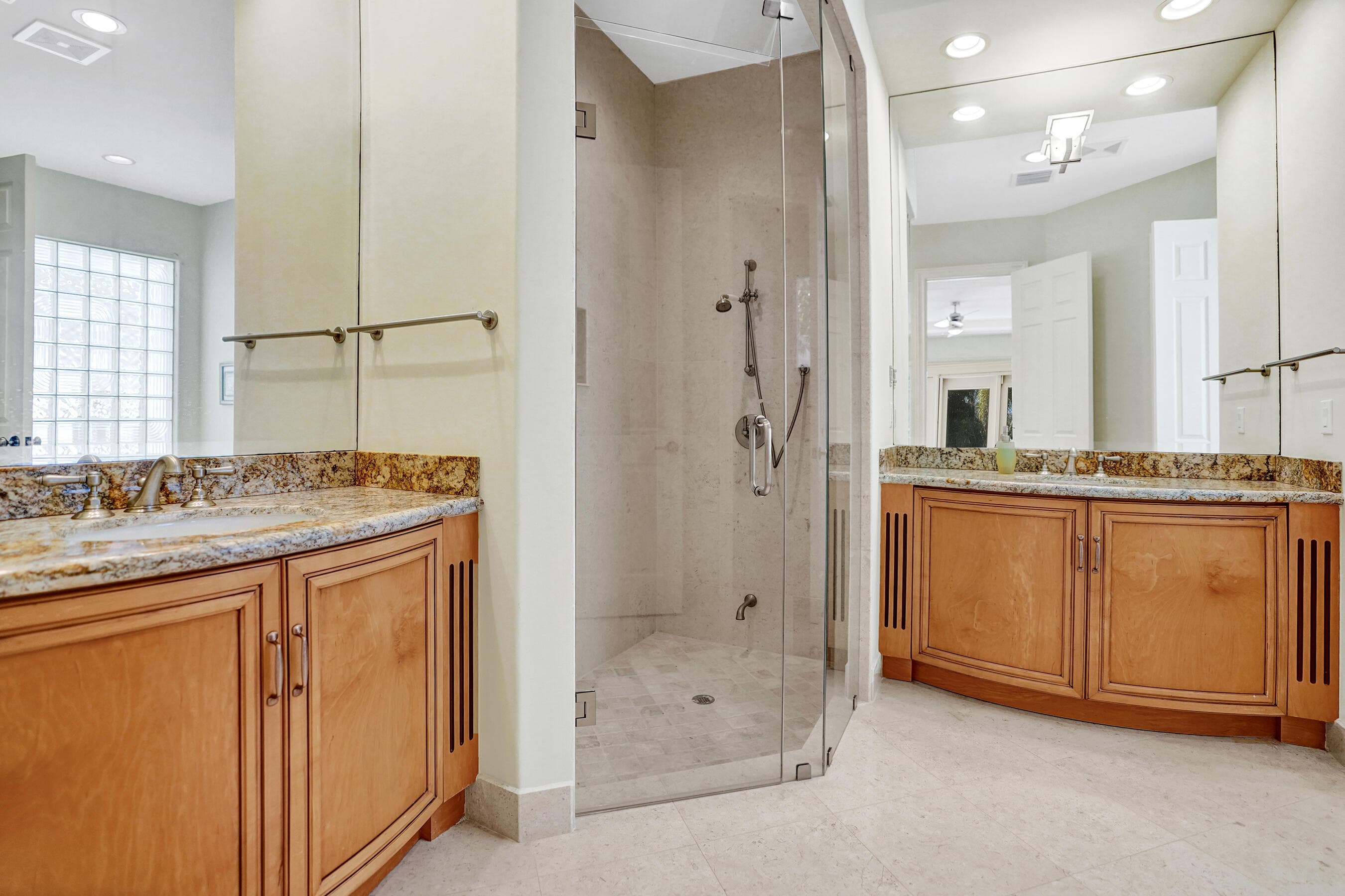 2330 NE 31st Court, Lighthouse Point, FL 33064 — photo 27 of 48