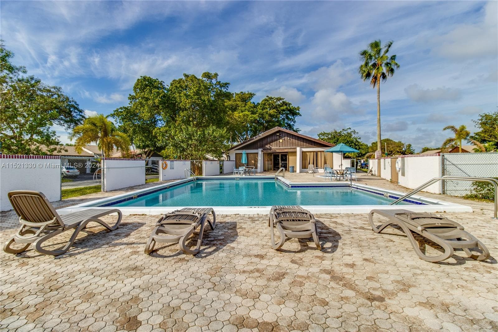 6343 W Pinehurst Cir W W D36, Tamarac, FL 33321 — photo 10 of 19