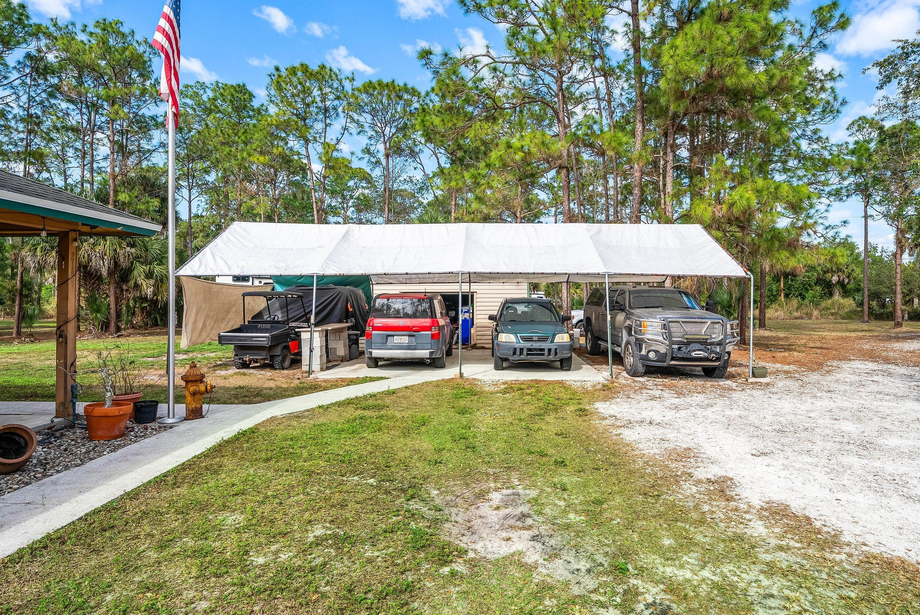 2195 F Road, Loxahatchee Groves, FL 33470 — photo 3 of 54