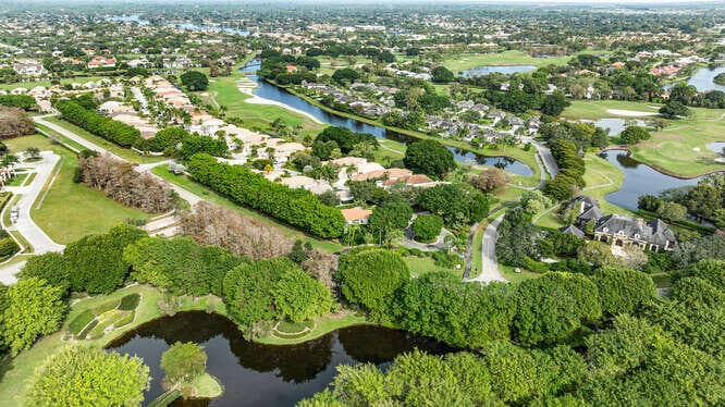 2707 Players Court, Wellington, FL 33414 — photo 28 of 32