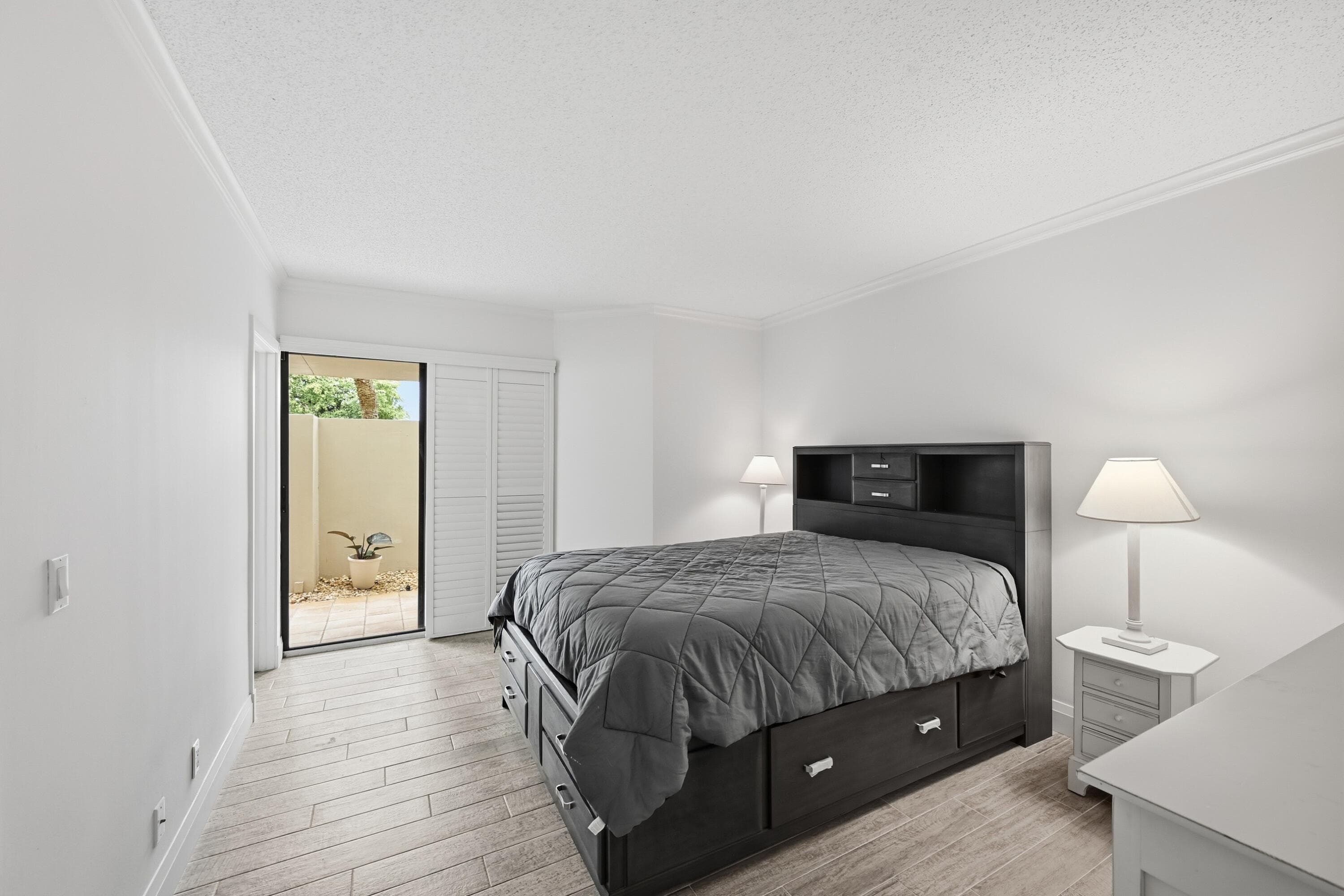 1109 E Marine Way E L1l + Boat Slip #55, North Palm Beach, FL 33408 — photo 42 of 85