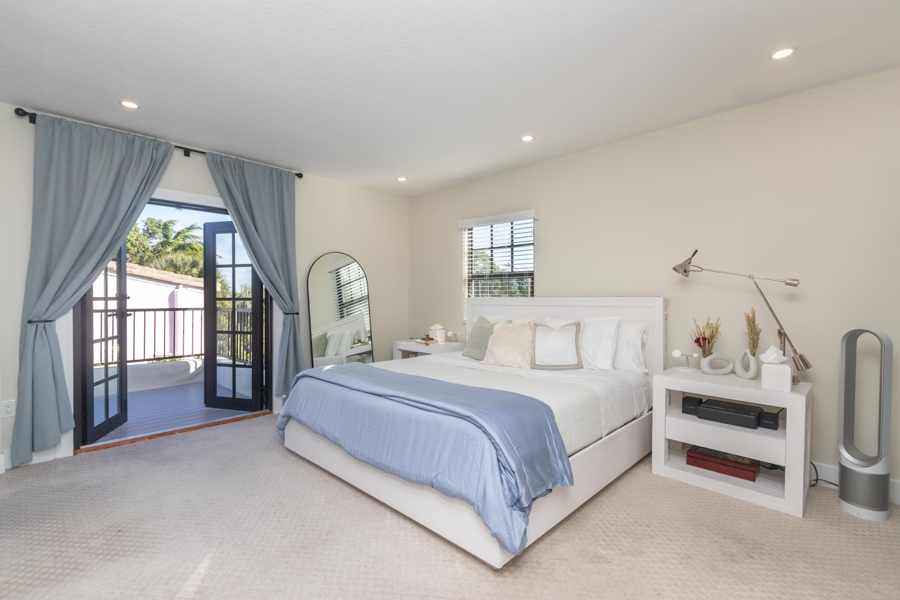 823 38th Street, West Palm Beach, FL 33407 — photo 9 of 16