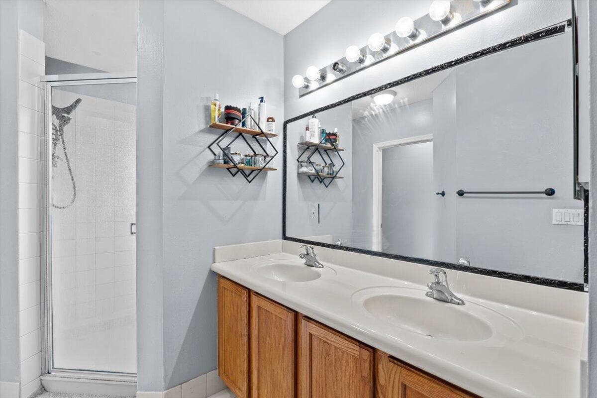 2227 Oakmont Drive, Riviera Beach, FL 33404 — photo 25 of 43