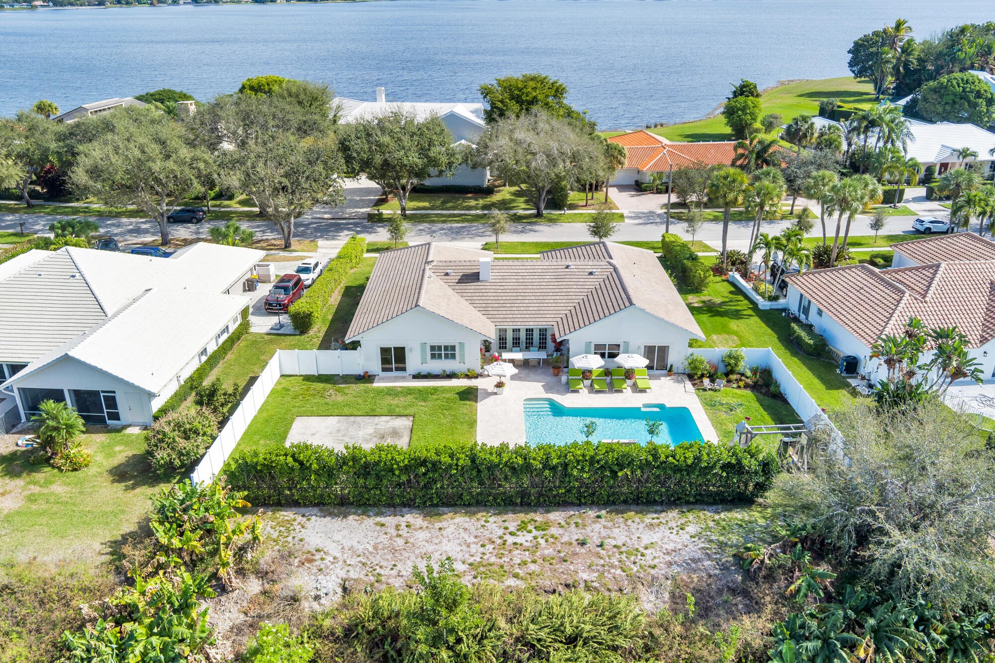 3125 Embassy Drive, West Palm Beach, FL 33401 — photo 29 of 32