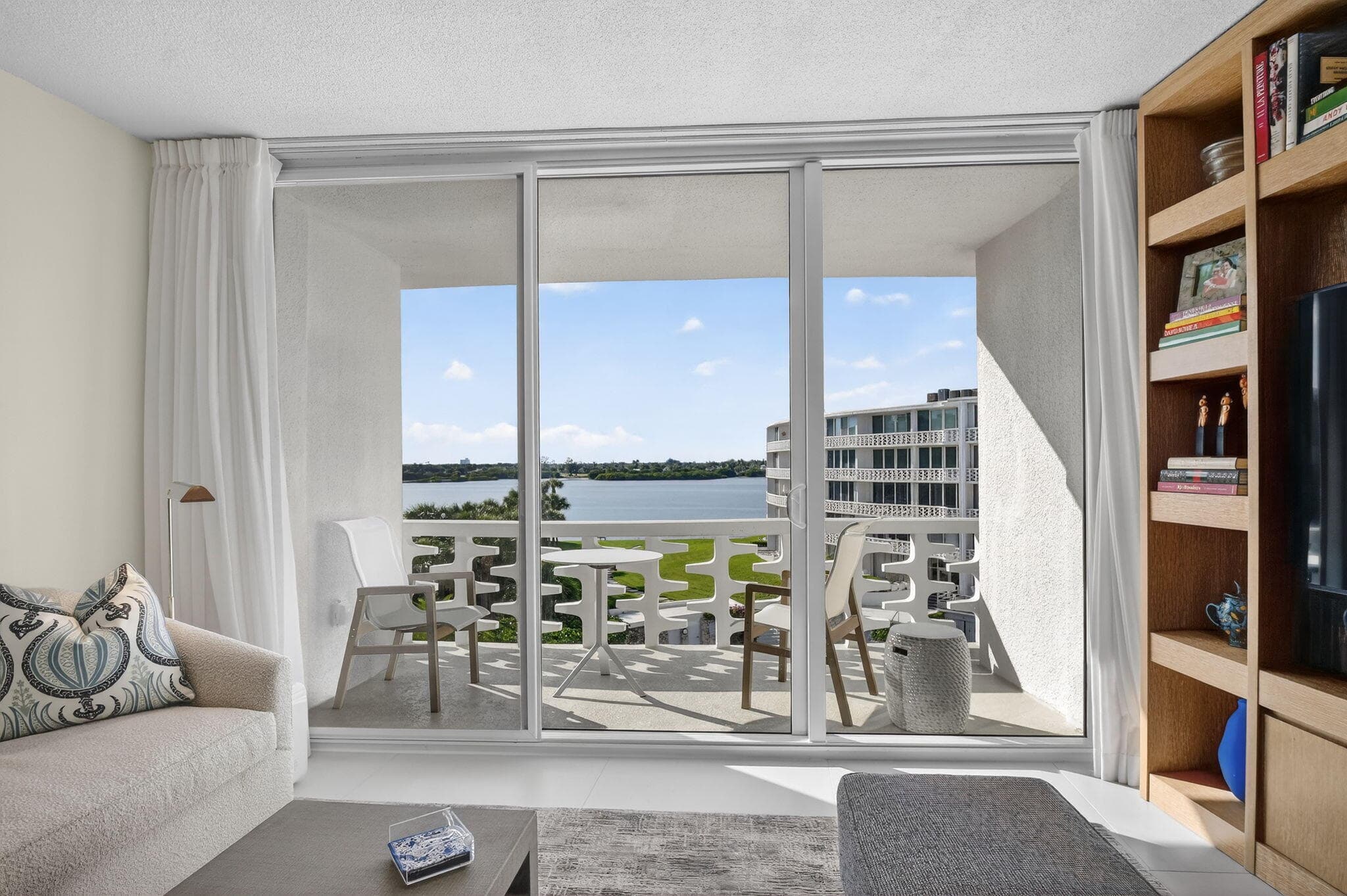 2760 S Ocean Boulevard 417, Palm Beach, FL 33480 — photo 22 of 65