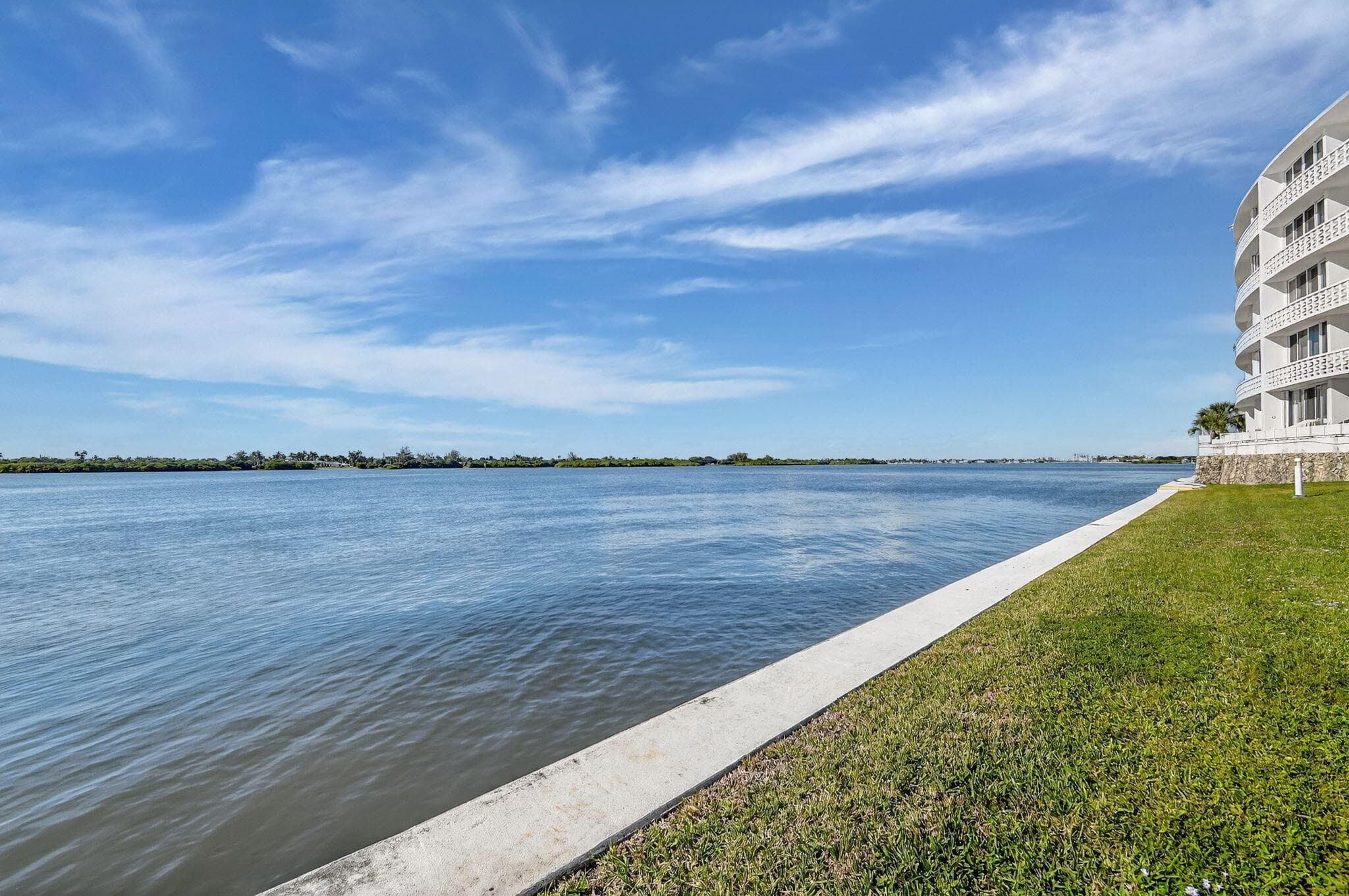 2760 S Ocean Boulevard 417, Palm Beach, FL 33480 — photo 10 of 65